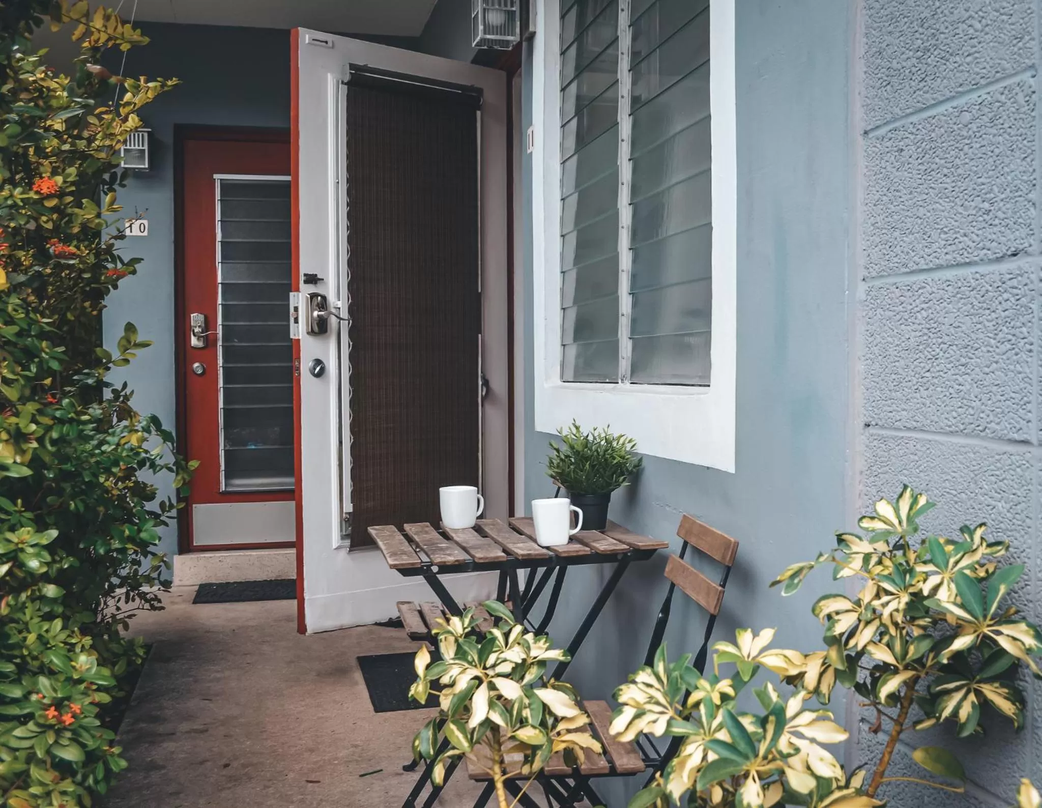 Patio in Hollywood Light Haven Lodge