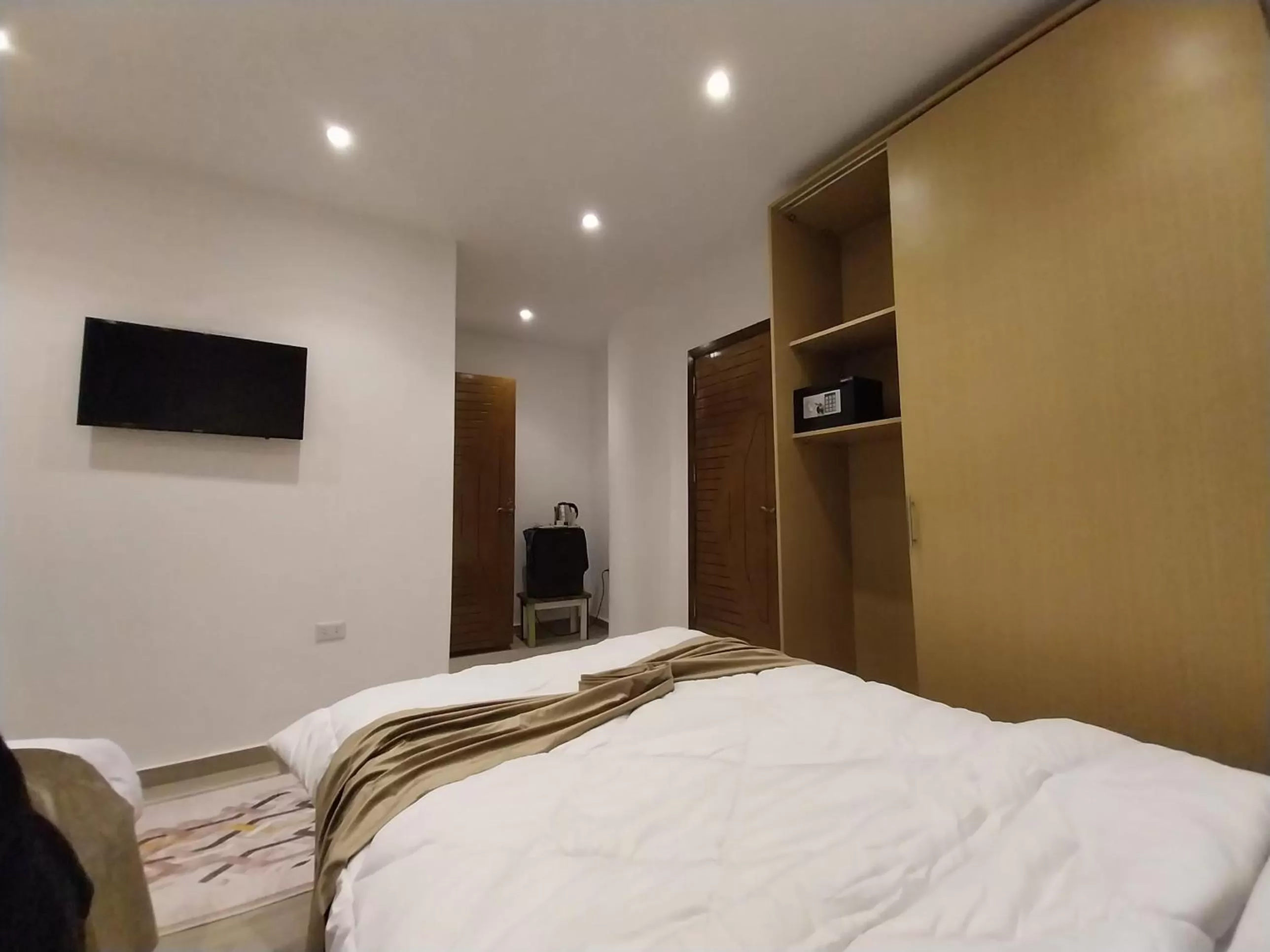 Bed in Eagles Pyramids View