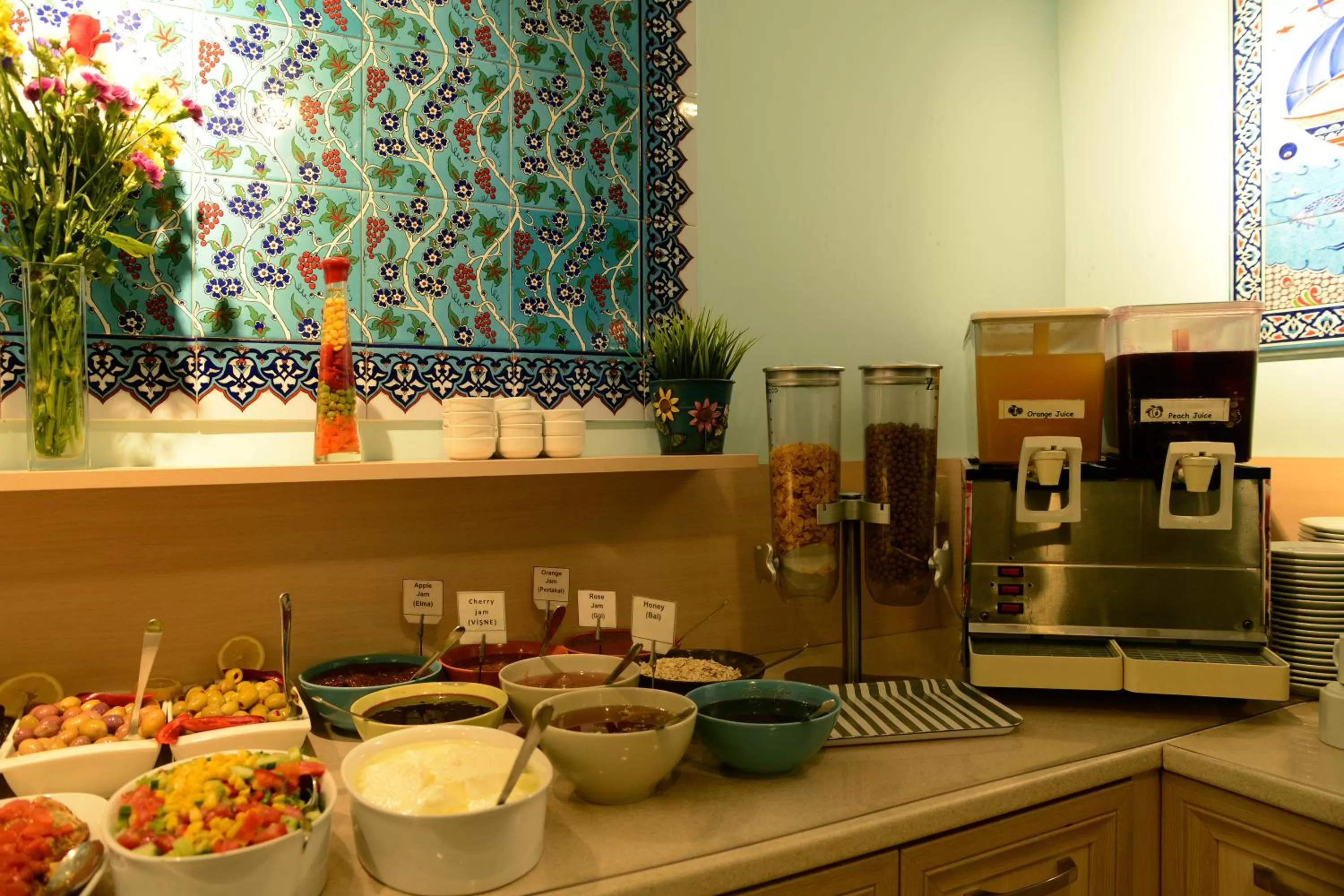 Restaurant/places to eat in Hotel Tashkonak Istanbul