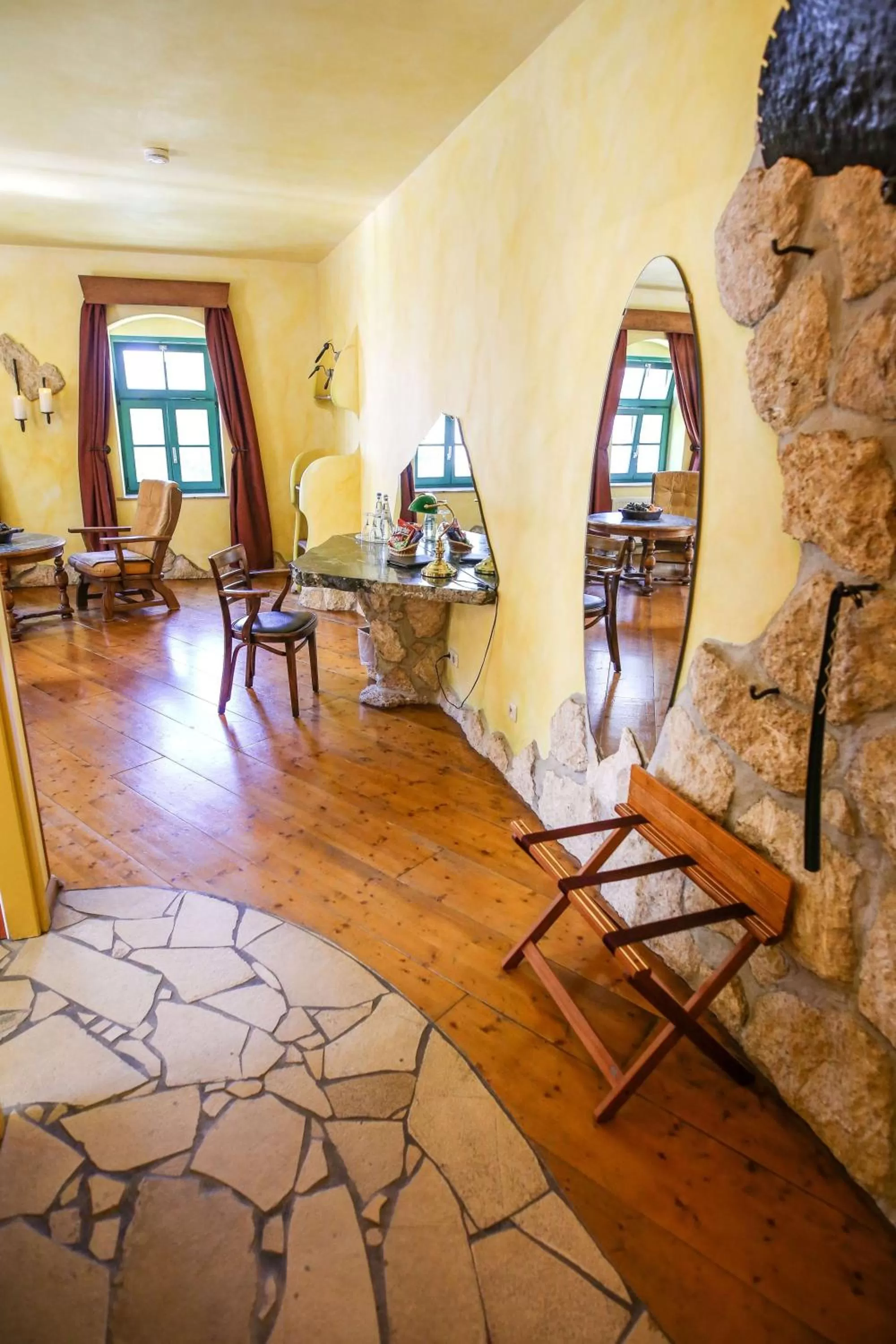 Decorative detail in Backstage Hotel