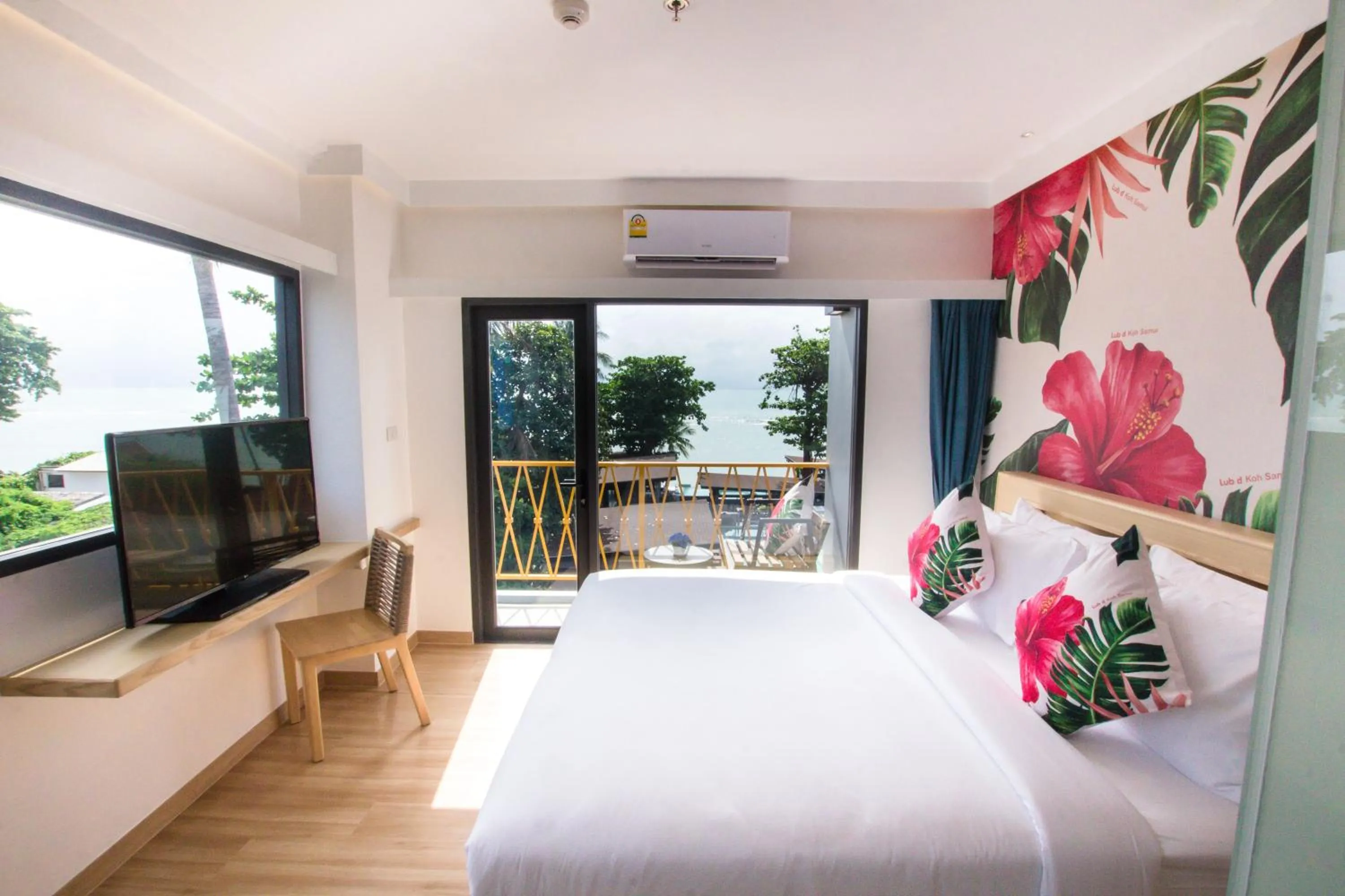 Photo of the whole room, Bed in Lub d Koh Samui Chaweng Beach - Beachfront & Vibrant Social Vibe