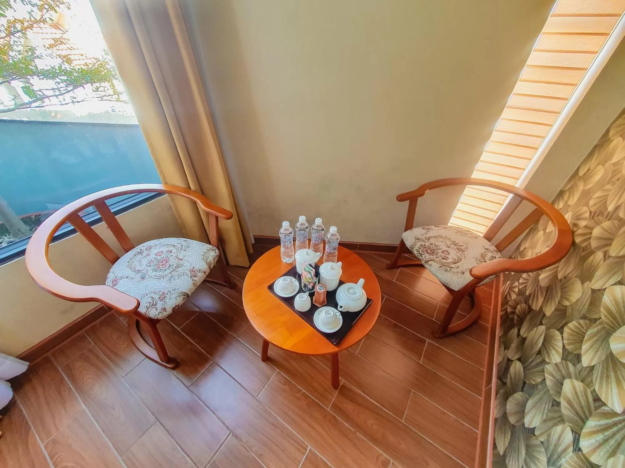 Food and drinks in LEHA Saigon Hotel Airport