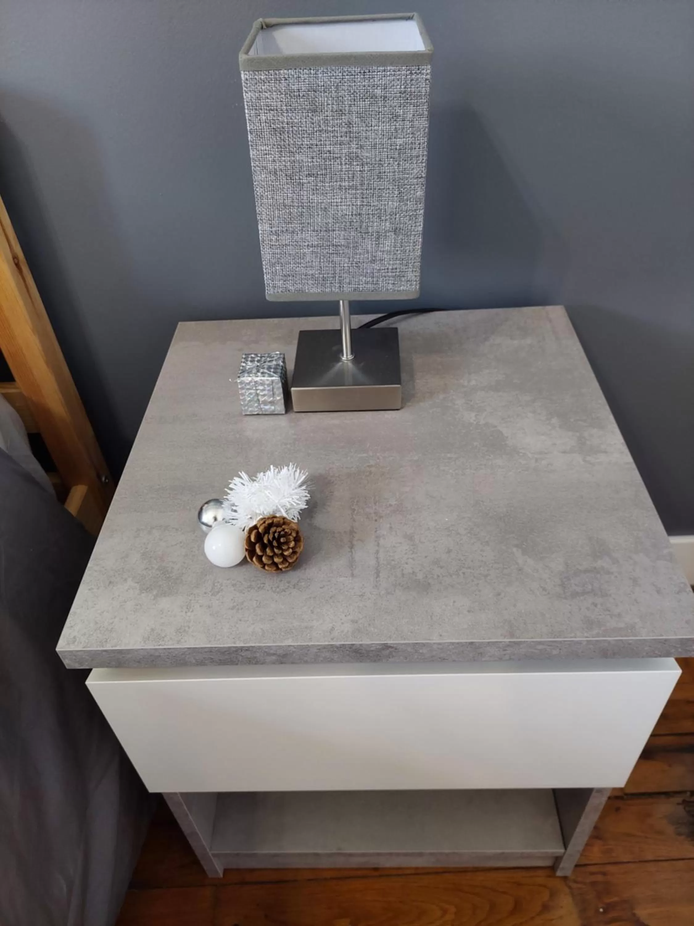 Bedroom in Kilomètre 99