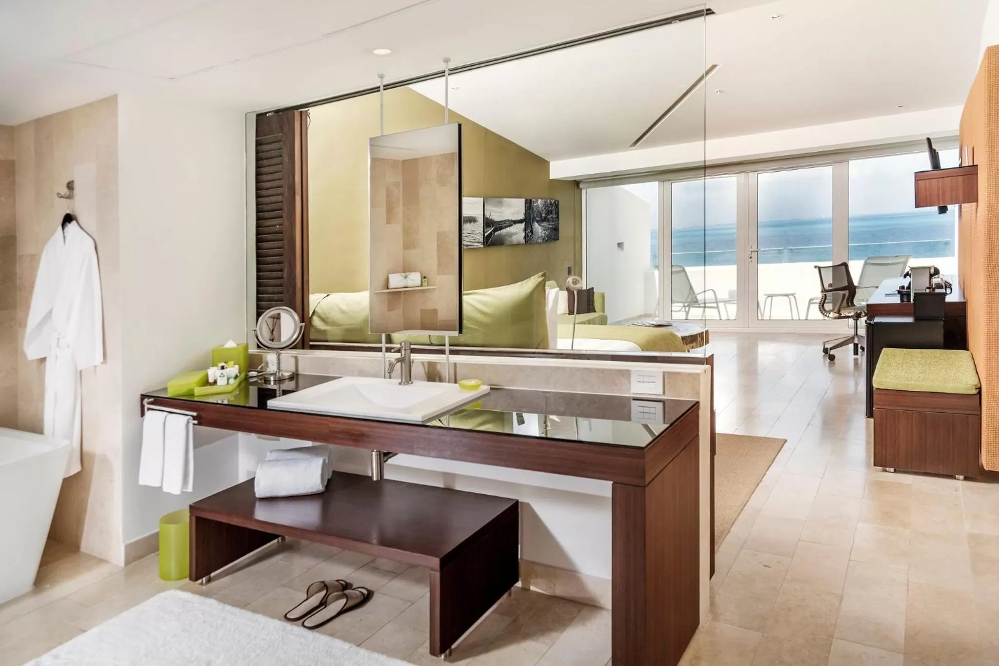 Bathroom in Presidente InterContinental Cancun Resort