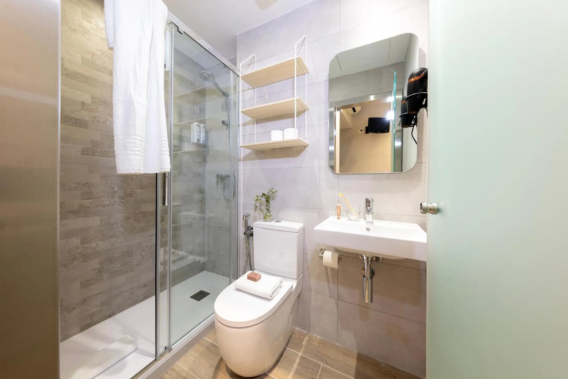 Bathroom in Standbyme Ramblas