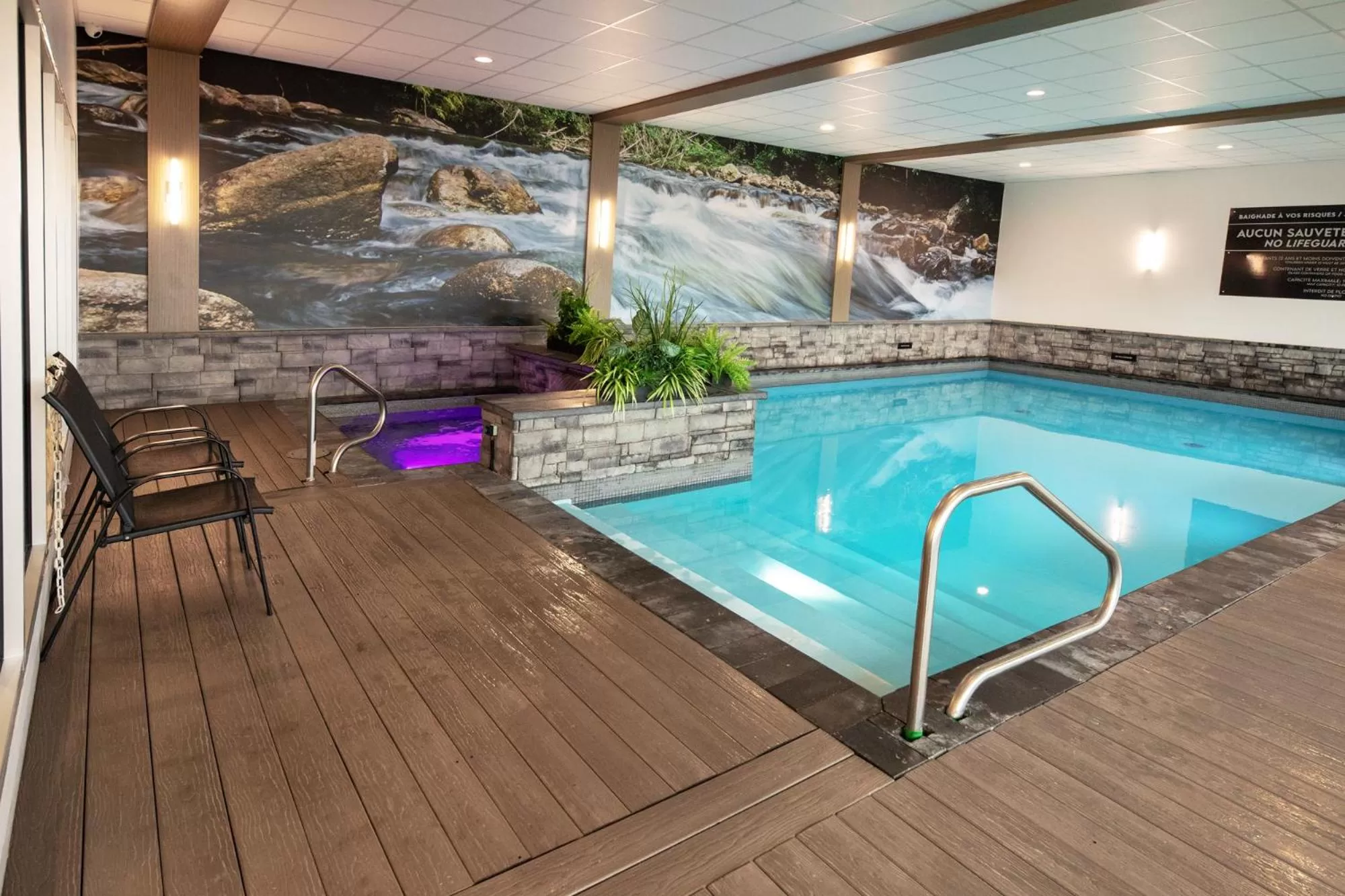 Swimming pool in Hotel Plante