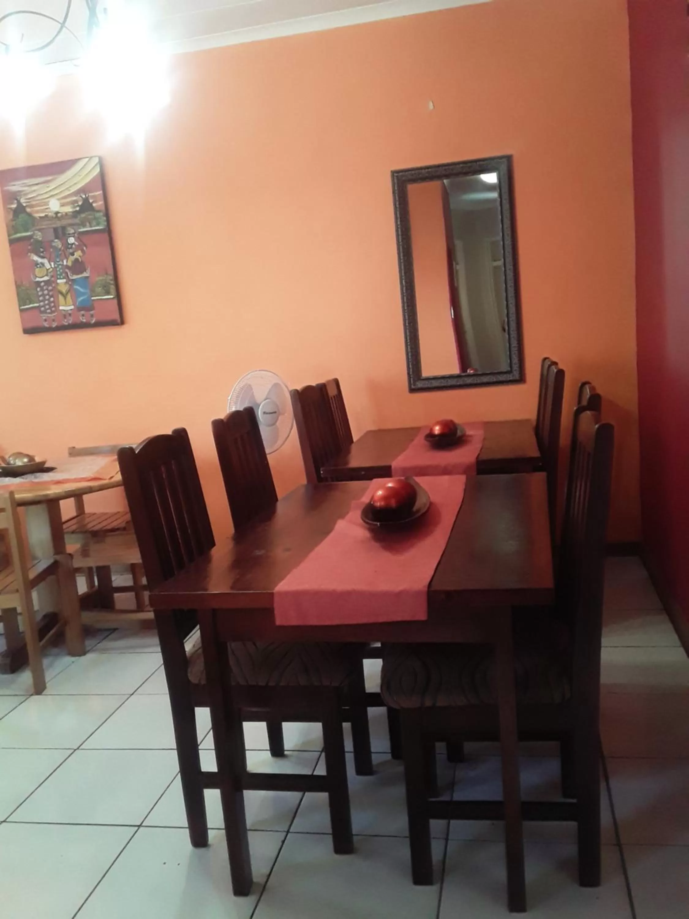 Dining area in Vuya Nathi Bed and Breakfast