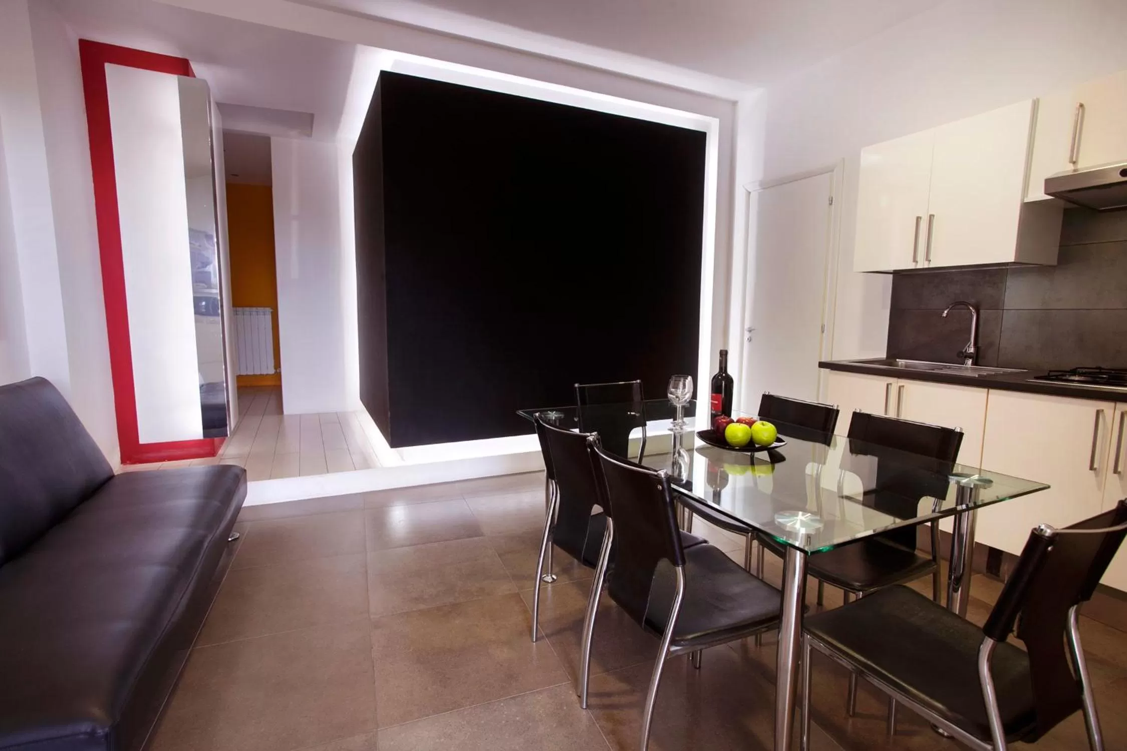 Kitchen or kitchenette in Villino Erminia - Seaside Art b&b