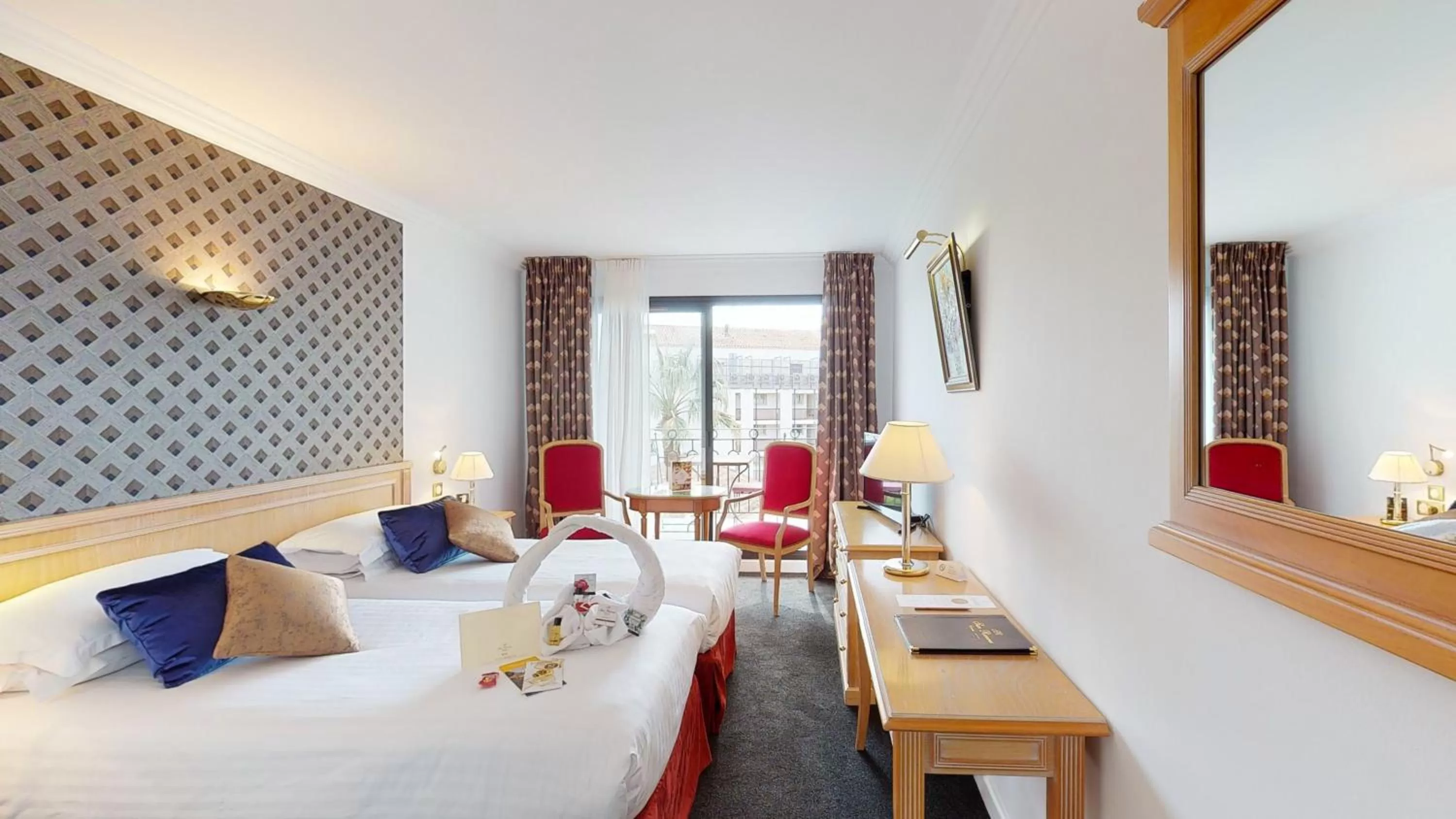 Photo of the whole room, Bed in Sun Riviera Hotel