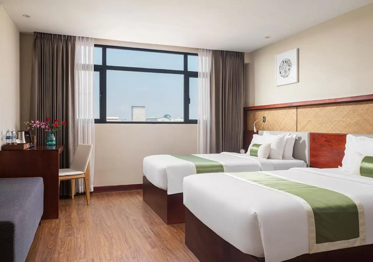 Superior Twin Room in G Mekong Hotel Phom Penh