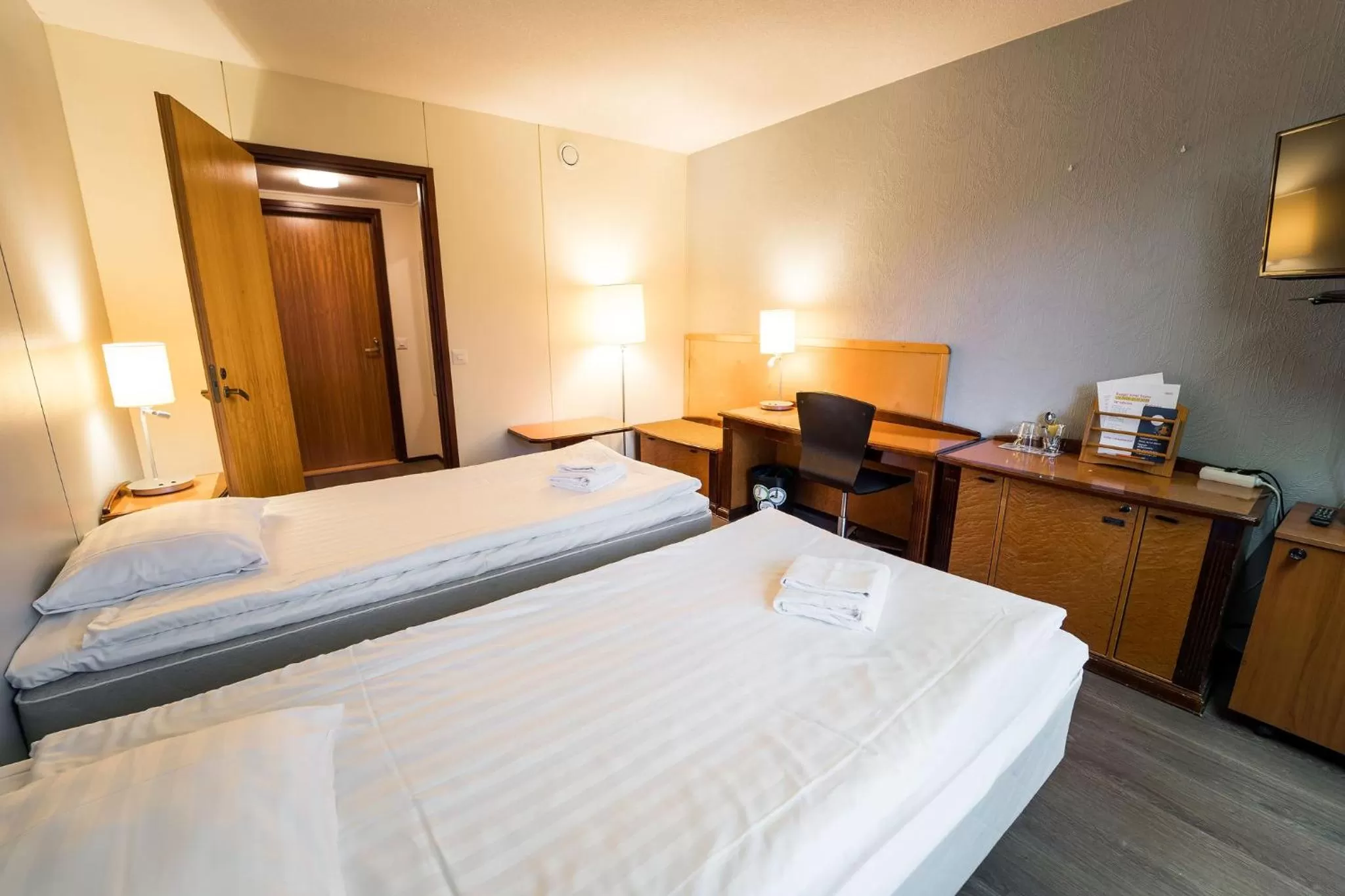 Bed in Budget Hotel Raahe