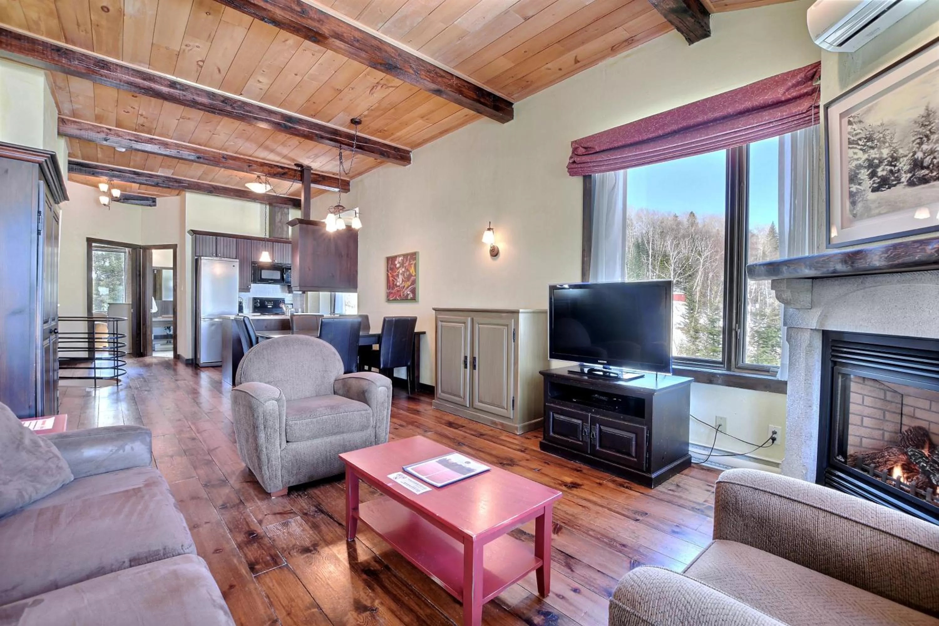 Les Condos Du Lac Taureau- Rooms & Condos