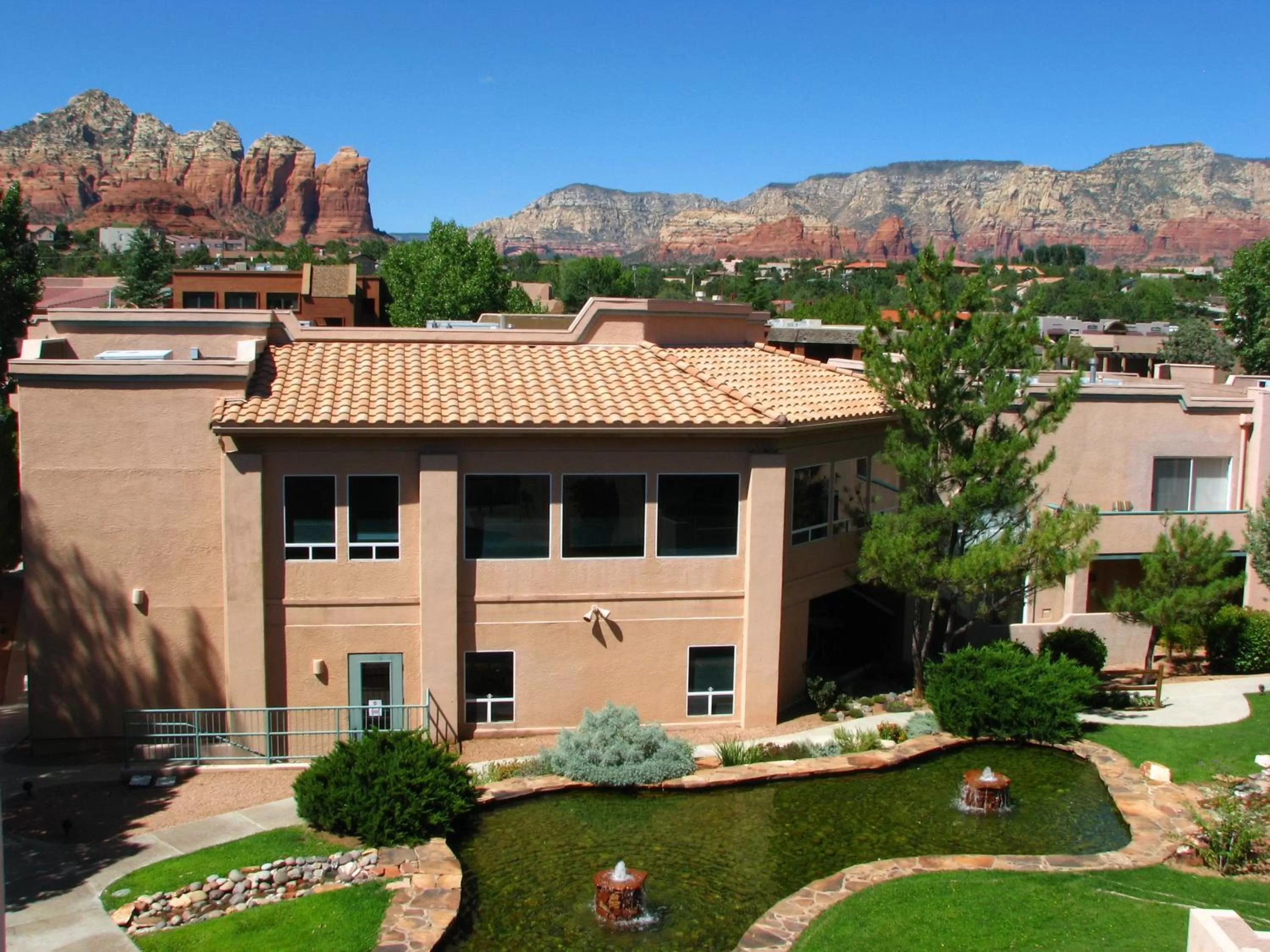 Property building in Sedona Springs Resort