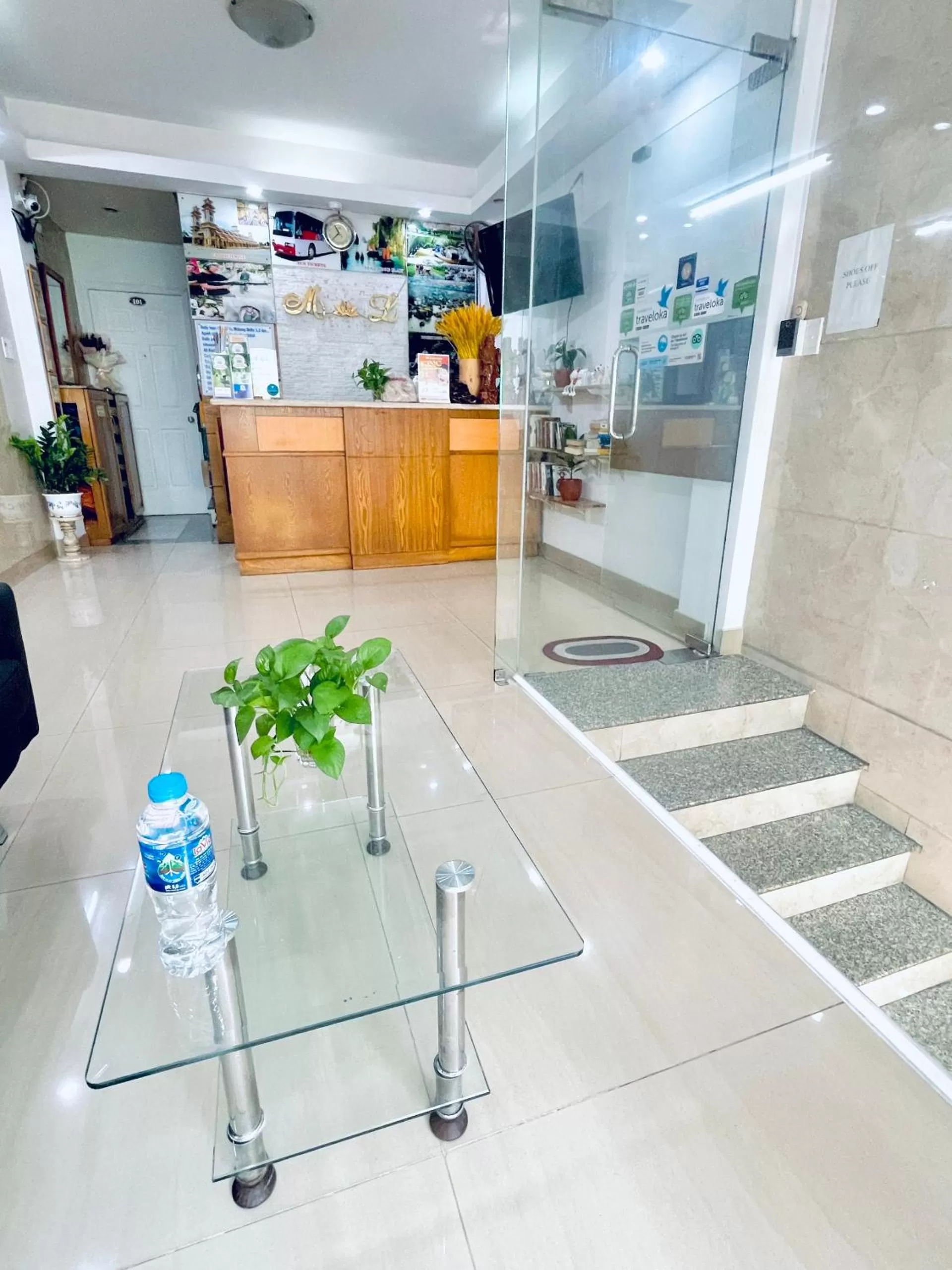 Communal lounge/ TV room in Marieline Hotel Pham Ngu Lao