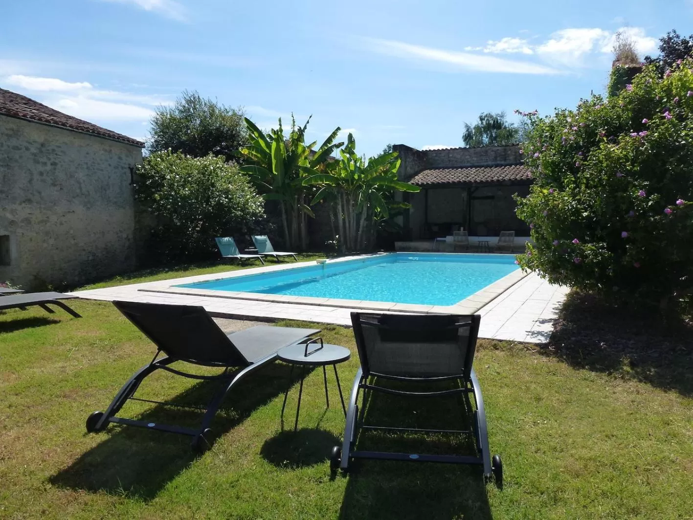 Swimming pool in Au petit grain