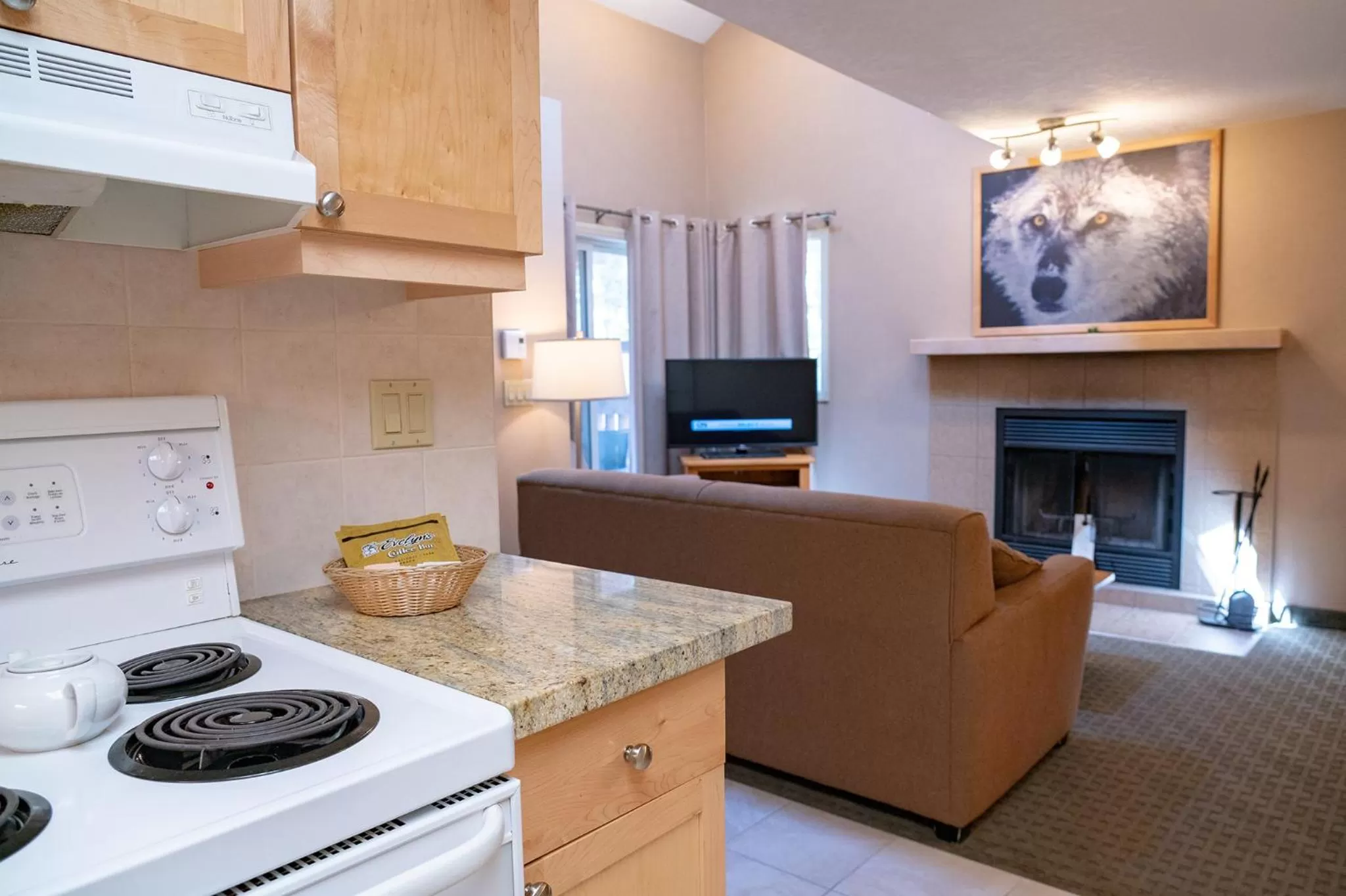 Kitchen or kitchenette in Banff Rocky Mountain Resort