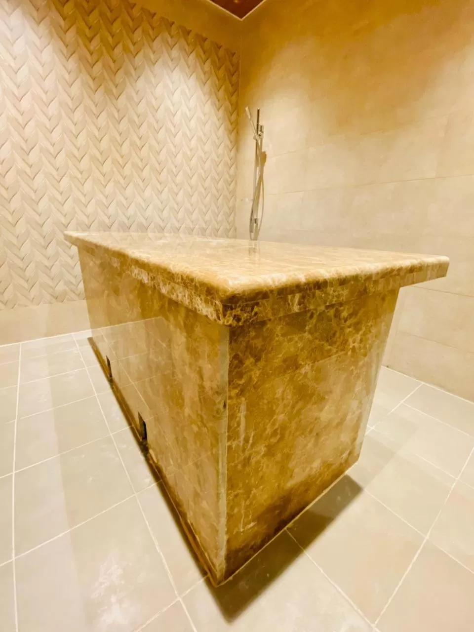 Spa and wellness centre/facilities in Naviti Warwick Dammam