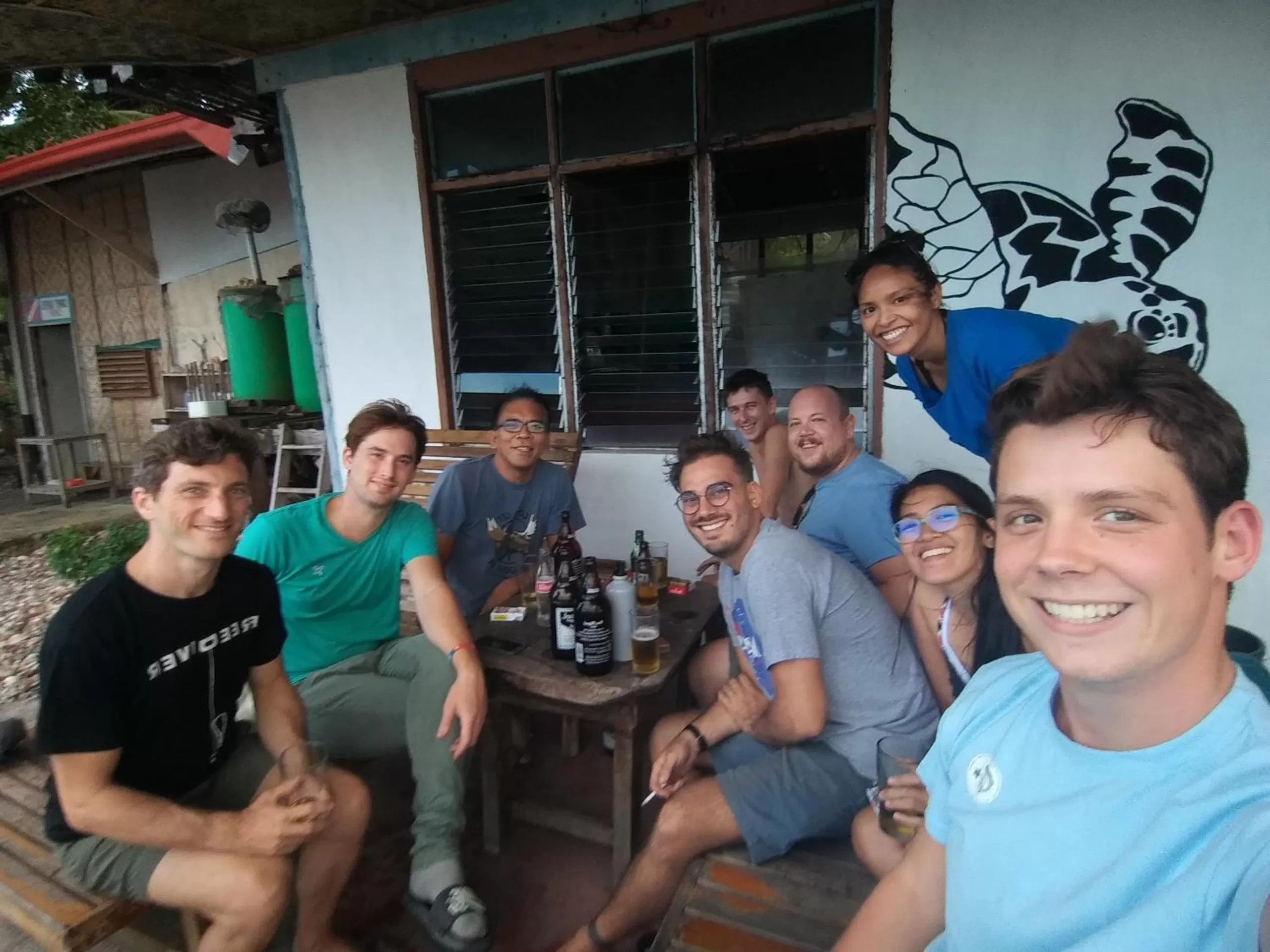 People in Paseo Del Mar Seaside Inn