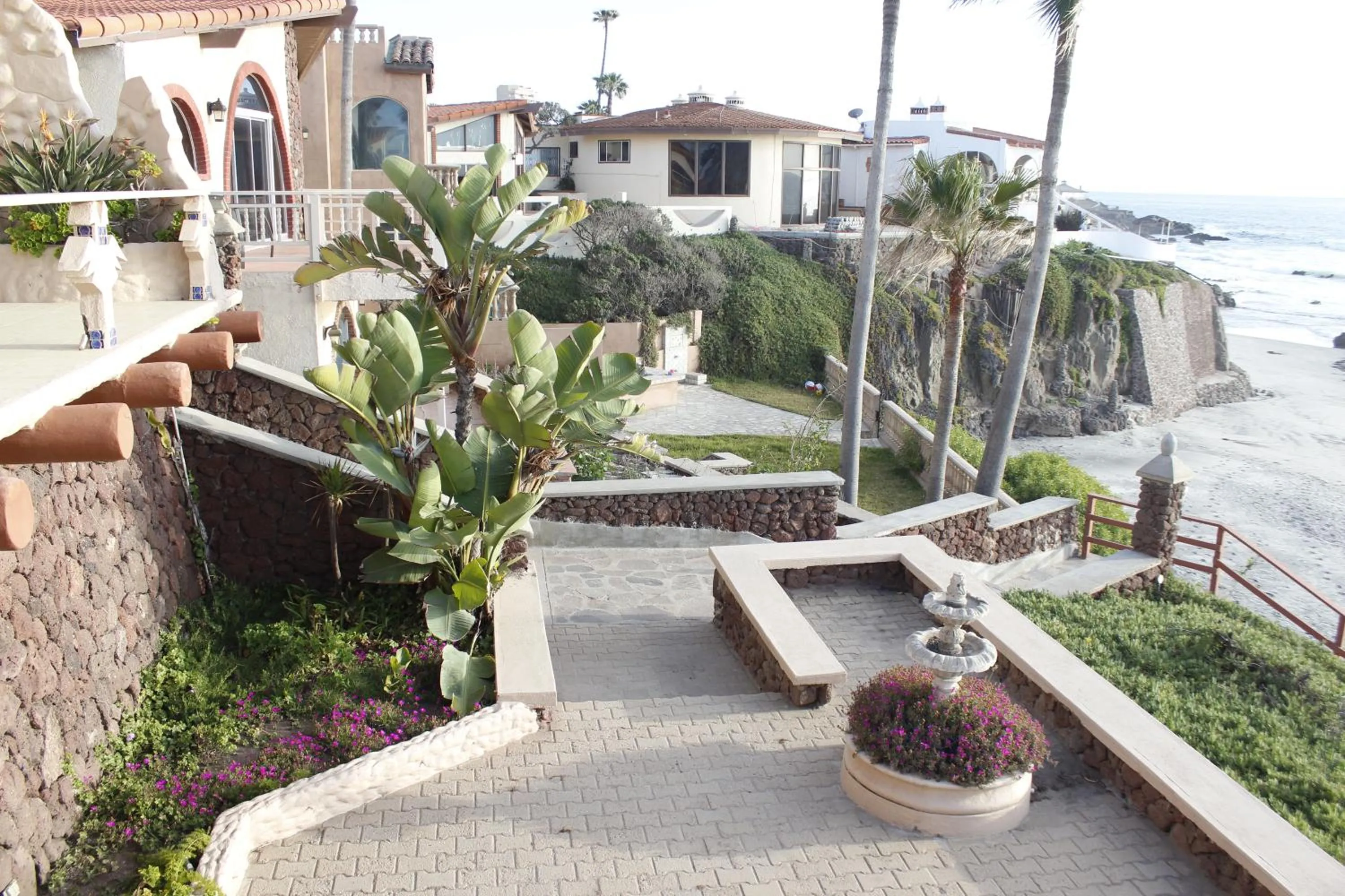 Garden view in Castillos Del Mar