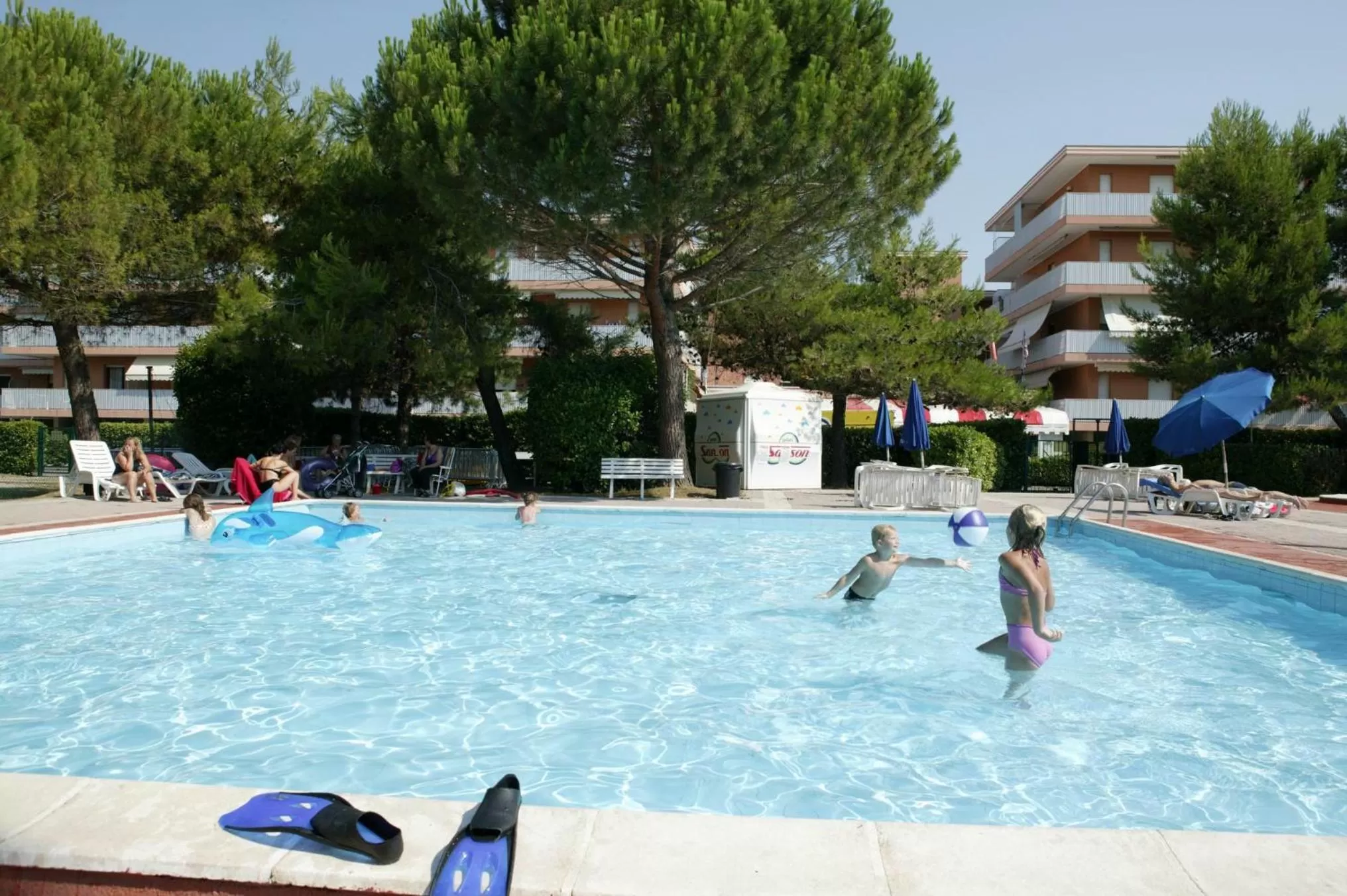 Swimming Pool in Residence Valbella - GETURHOTELS