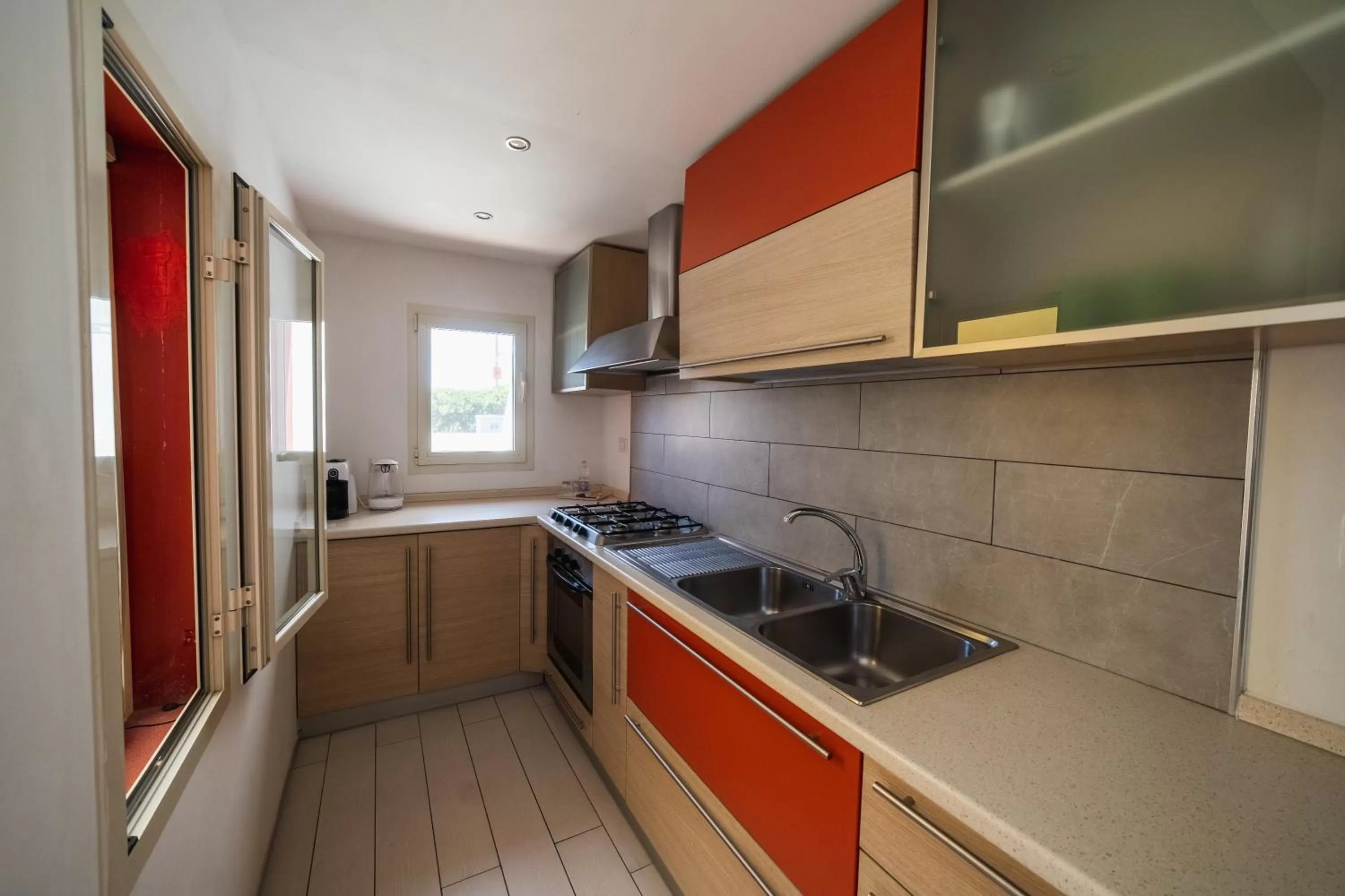 Kitchen or kitchenette in Villino Erminia - Seaside Art b&b