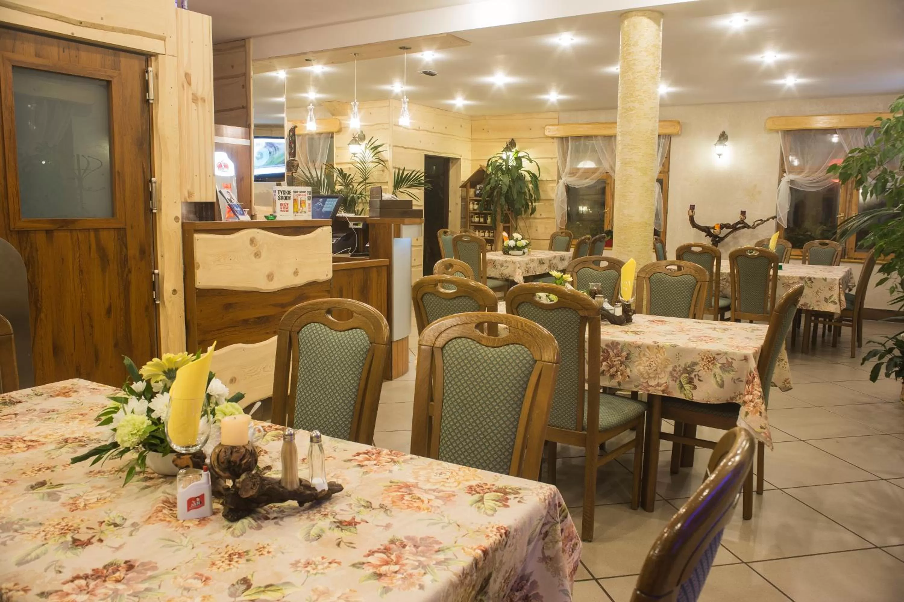 Restaurant/places to eat in Zajazd Byczy Róg