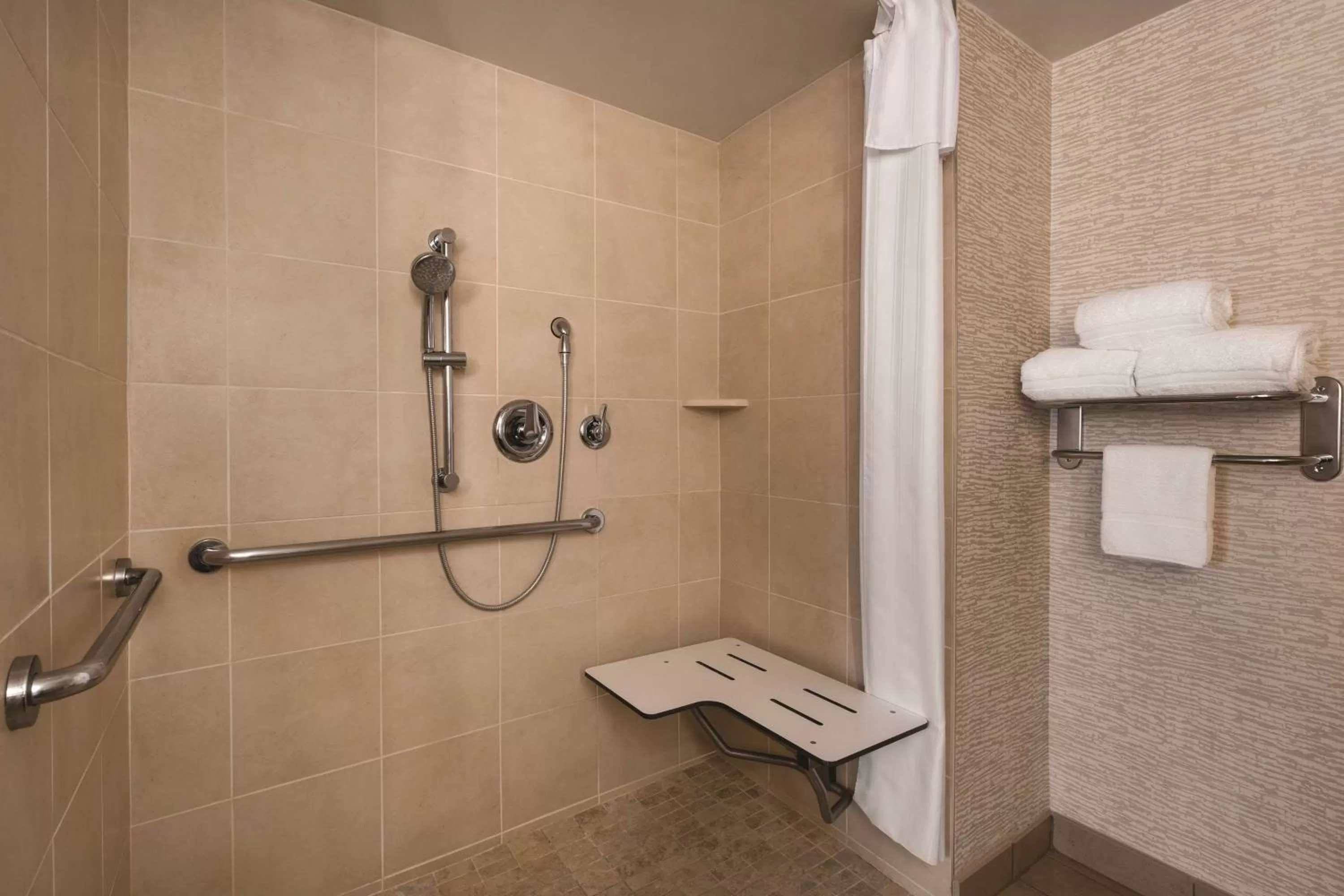 Bathroom in Homewood Suites Tucson St. Philip's Plaza University