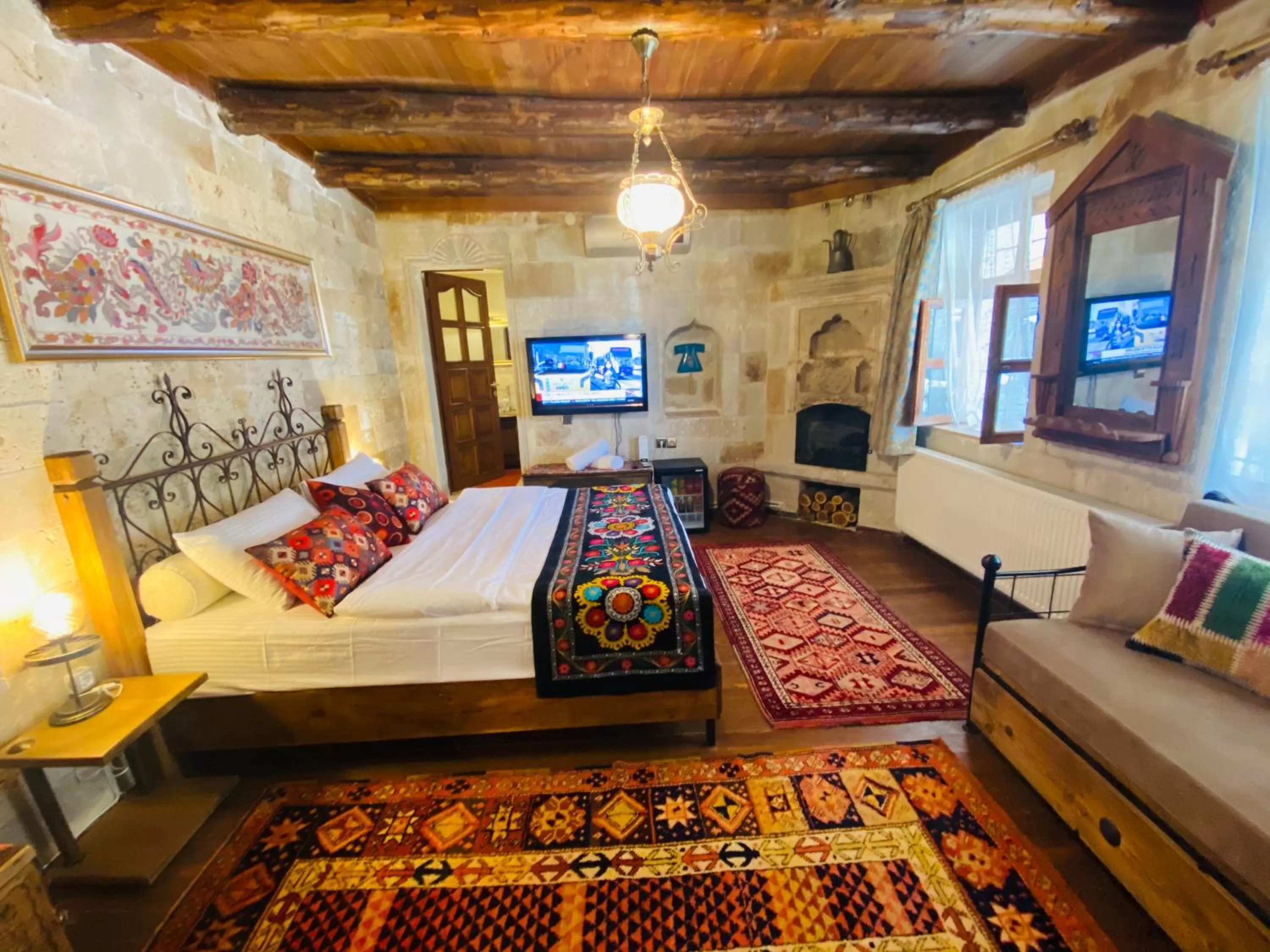 Bed in YASTIK HOUSES - Cappadocia