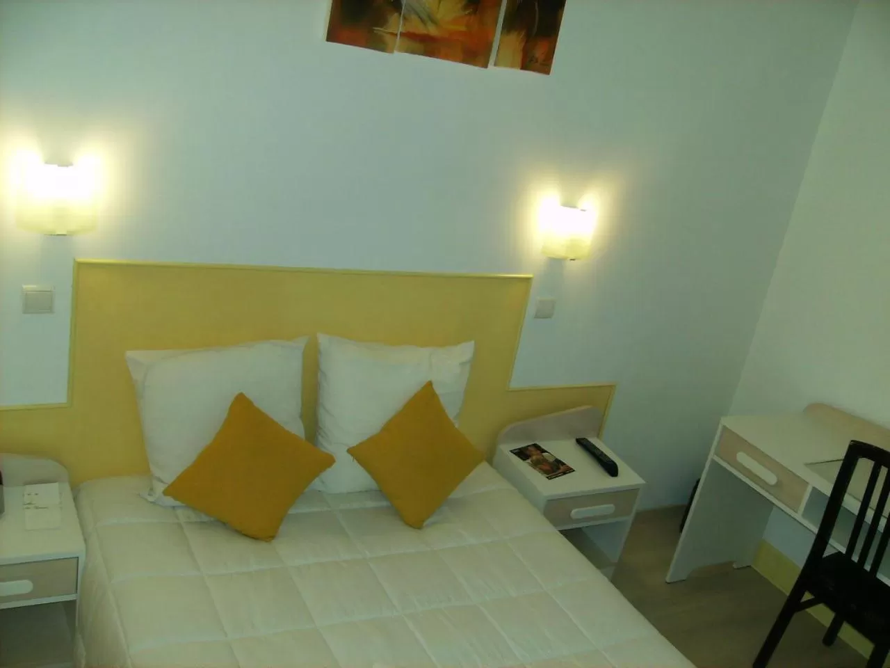 Bed in Hôtel Pedussaut