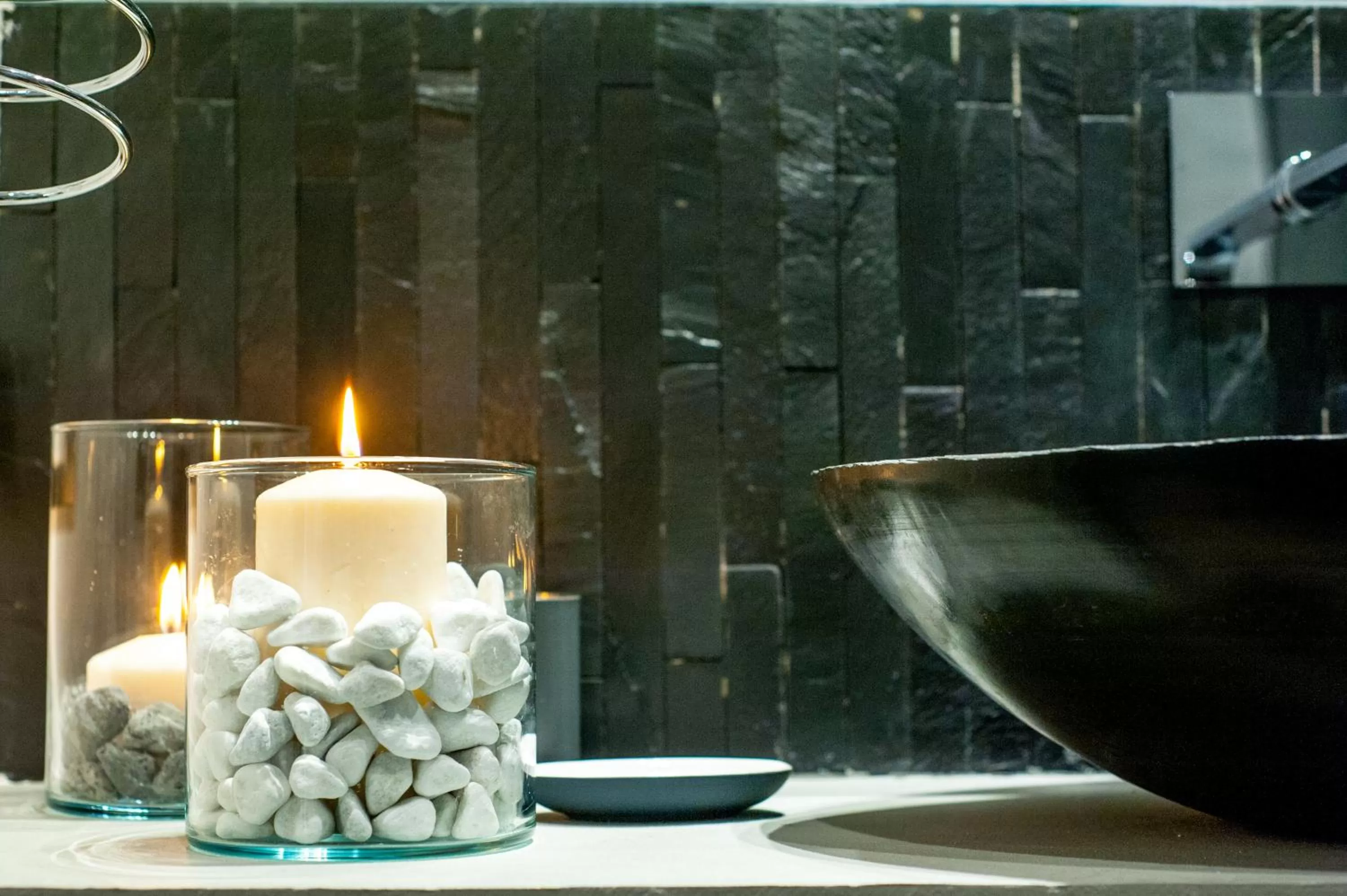 Decorative detail in Tabula Maris B&B