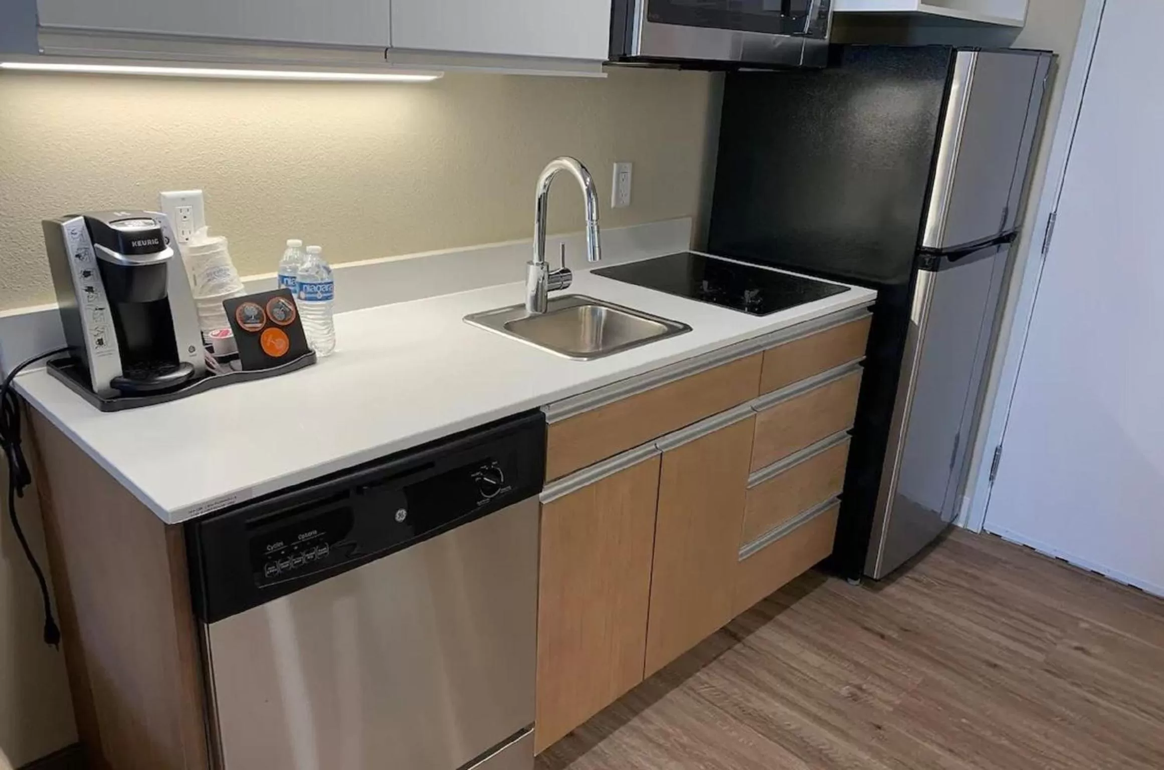 Hawthorn Extended Stay by Wyndham Monahans