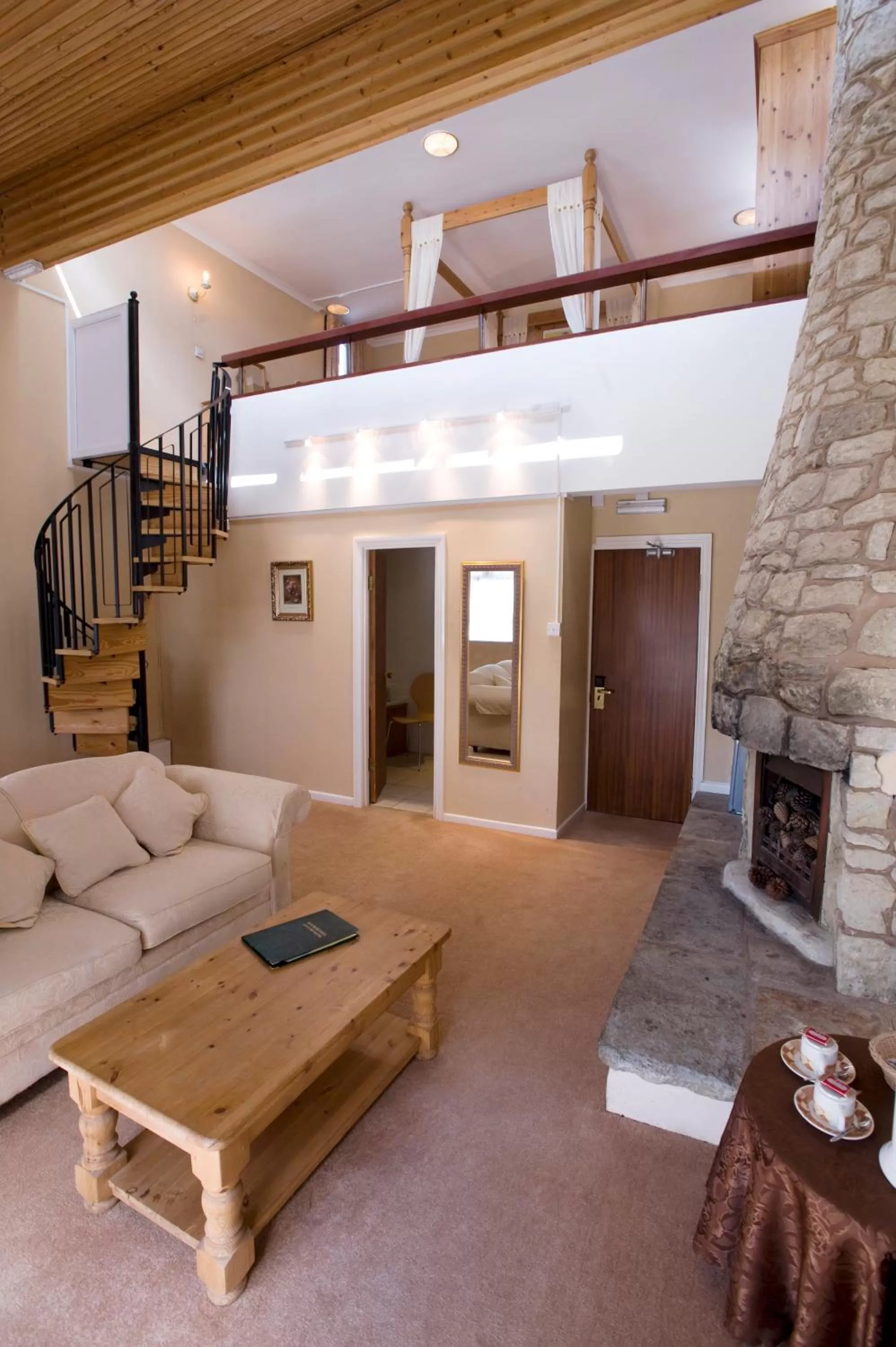 Living room in Bourne Hall Country Hotel