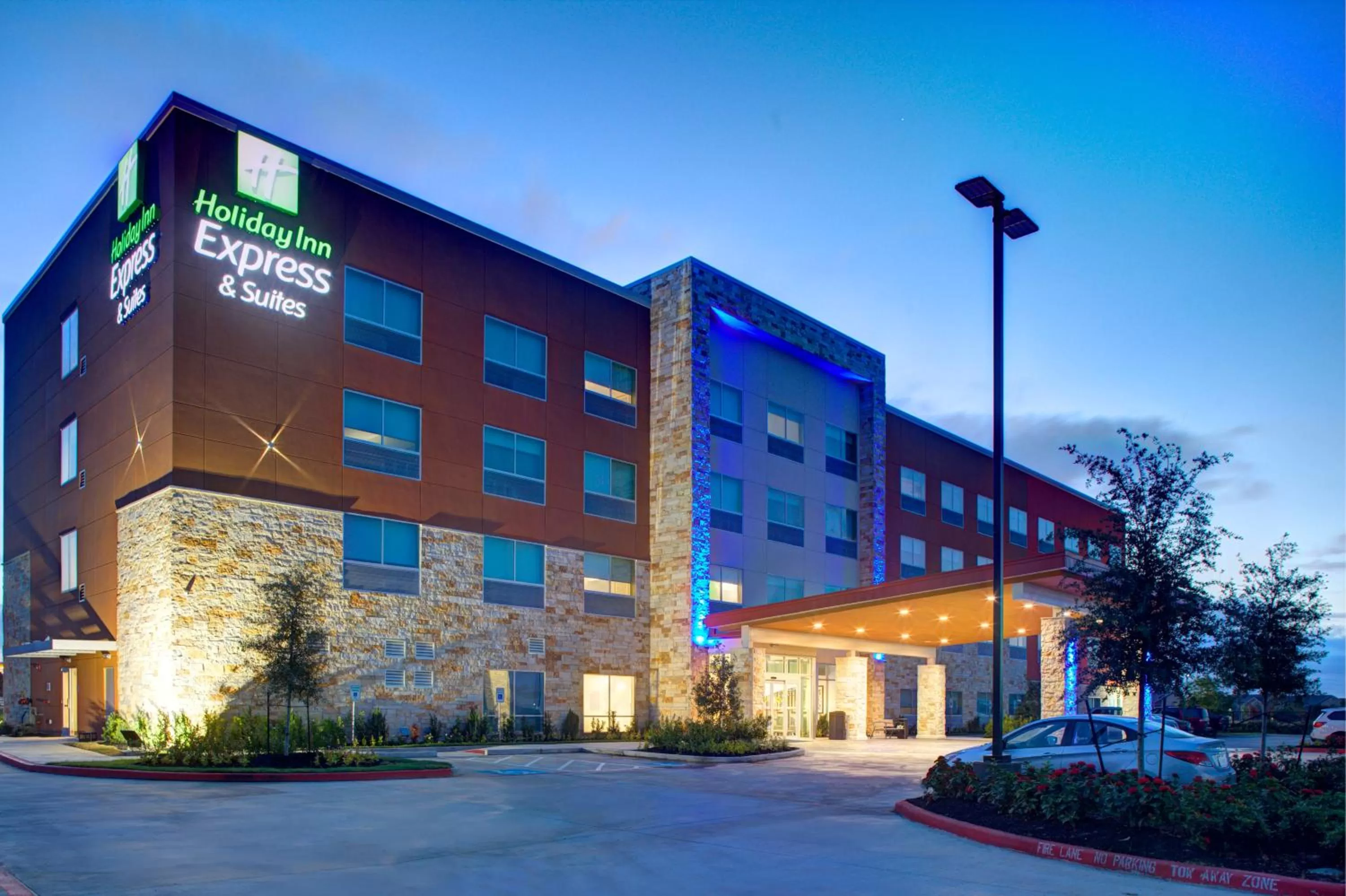 Property building in Holiday Inn Express & Suites - Houston NW - Cypress Grand Pky by IHG