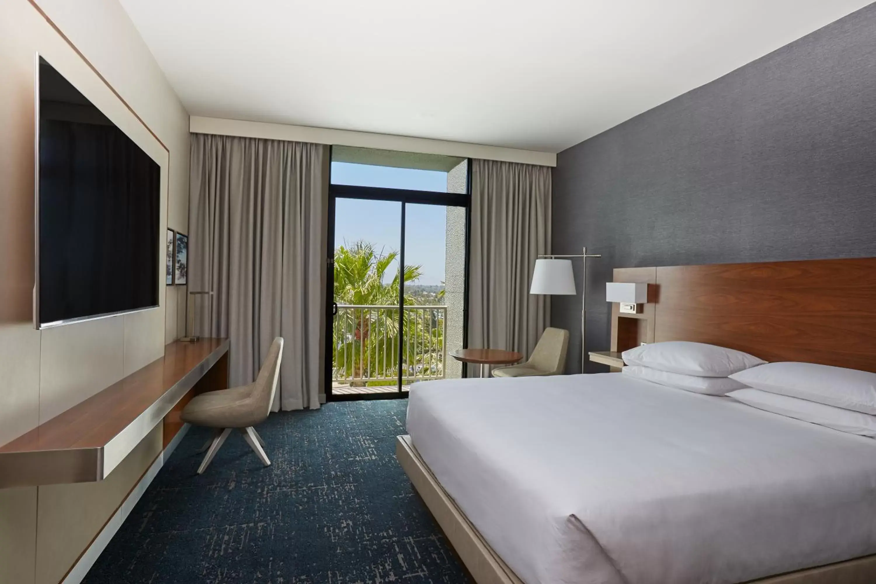 King Room with Roll-In Shower - Disability Access in Hyatt Regency Newport Beach West King Room with Roll-In Shower - Disability Access in Hyatt Regency Newport Beach West