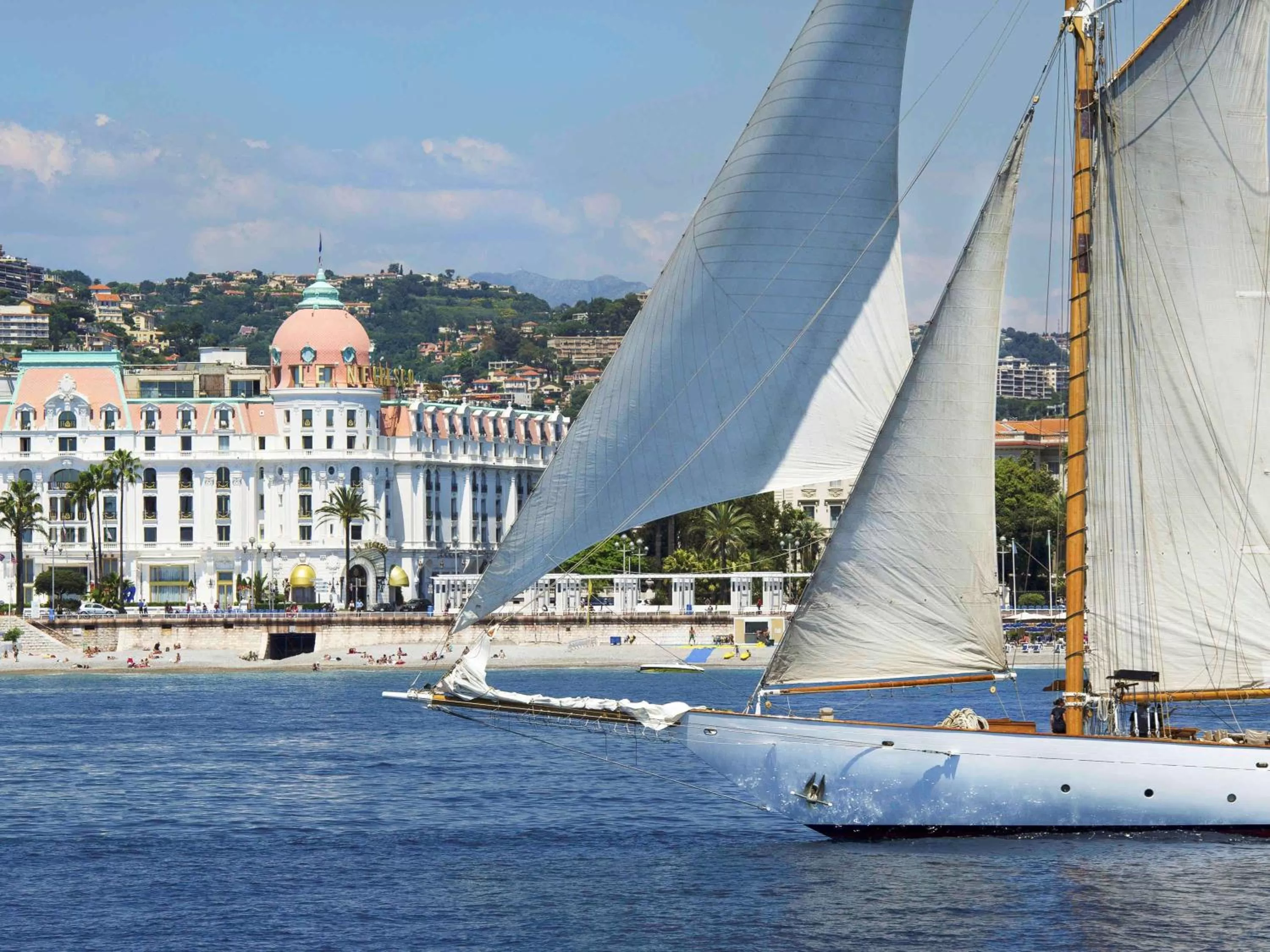 On site in ibis budget Nice Californie Lenval