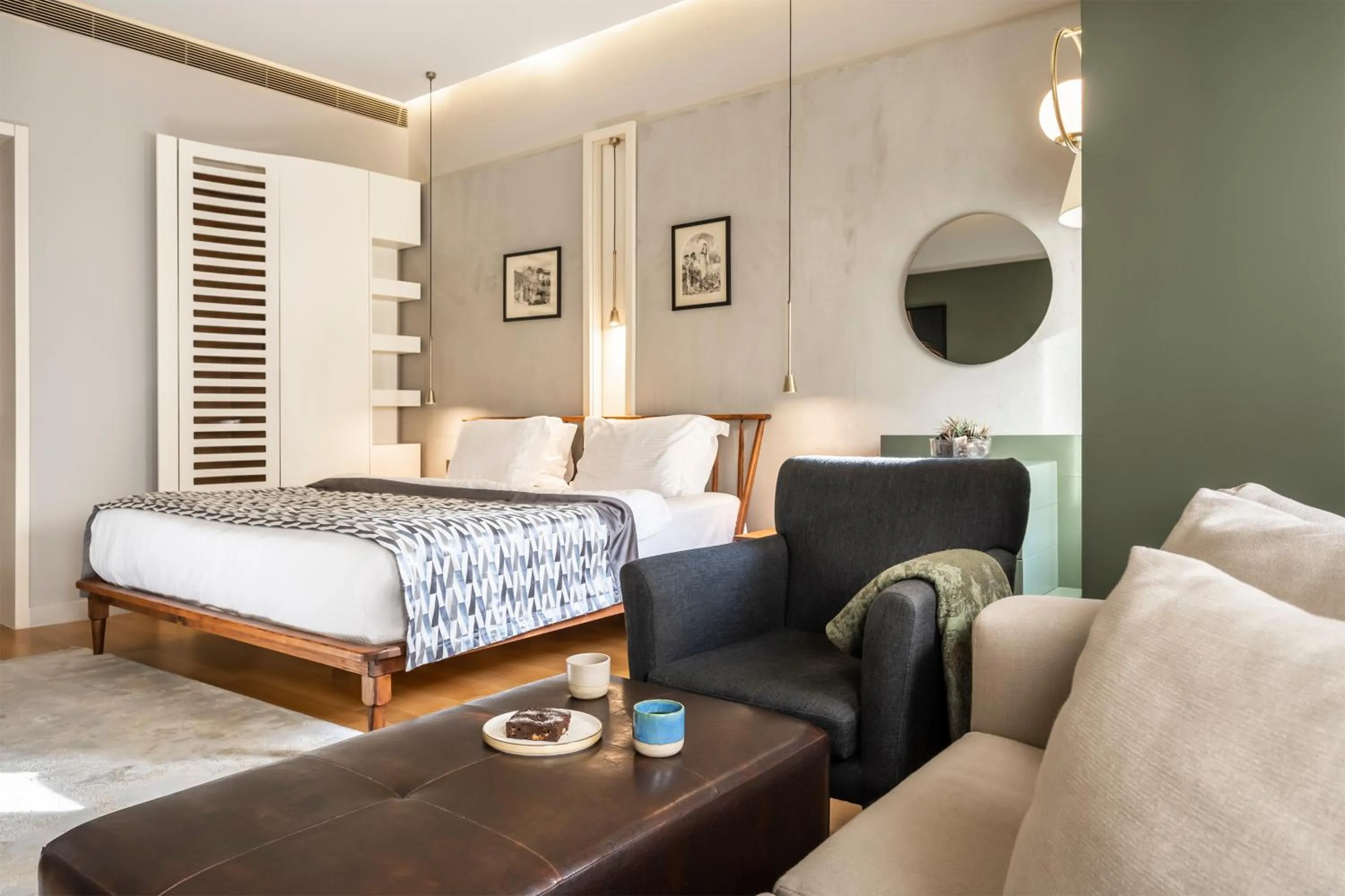 Coffee/tea facilities, Bed in Ansen Hotel and Suites