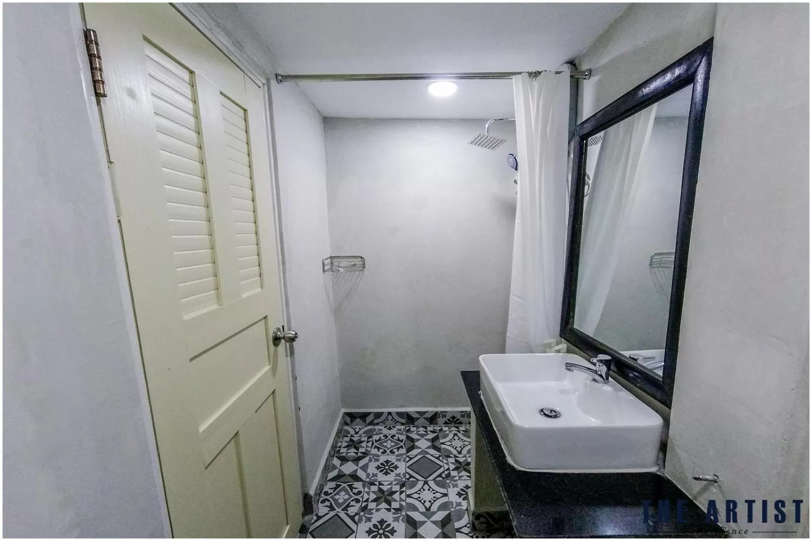 Bathroom in The Artist Residence