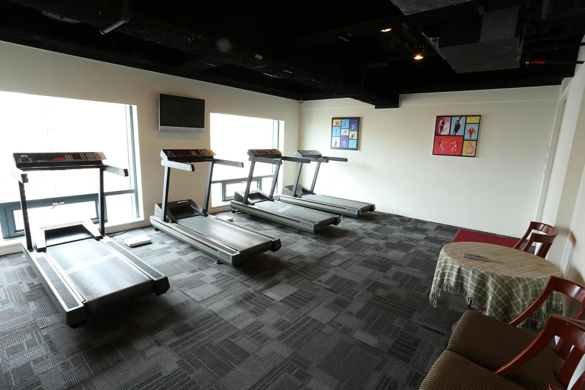 Fitness centre/facilities in Park Lane Inn