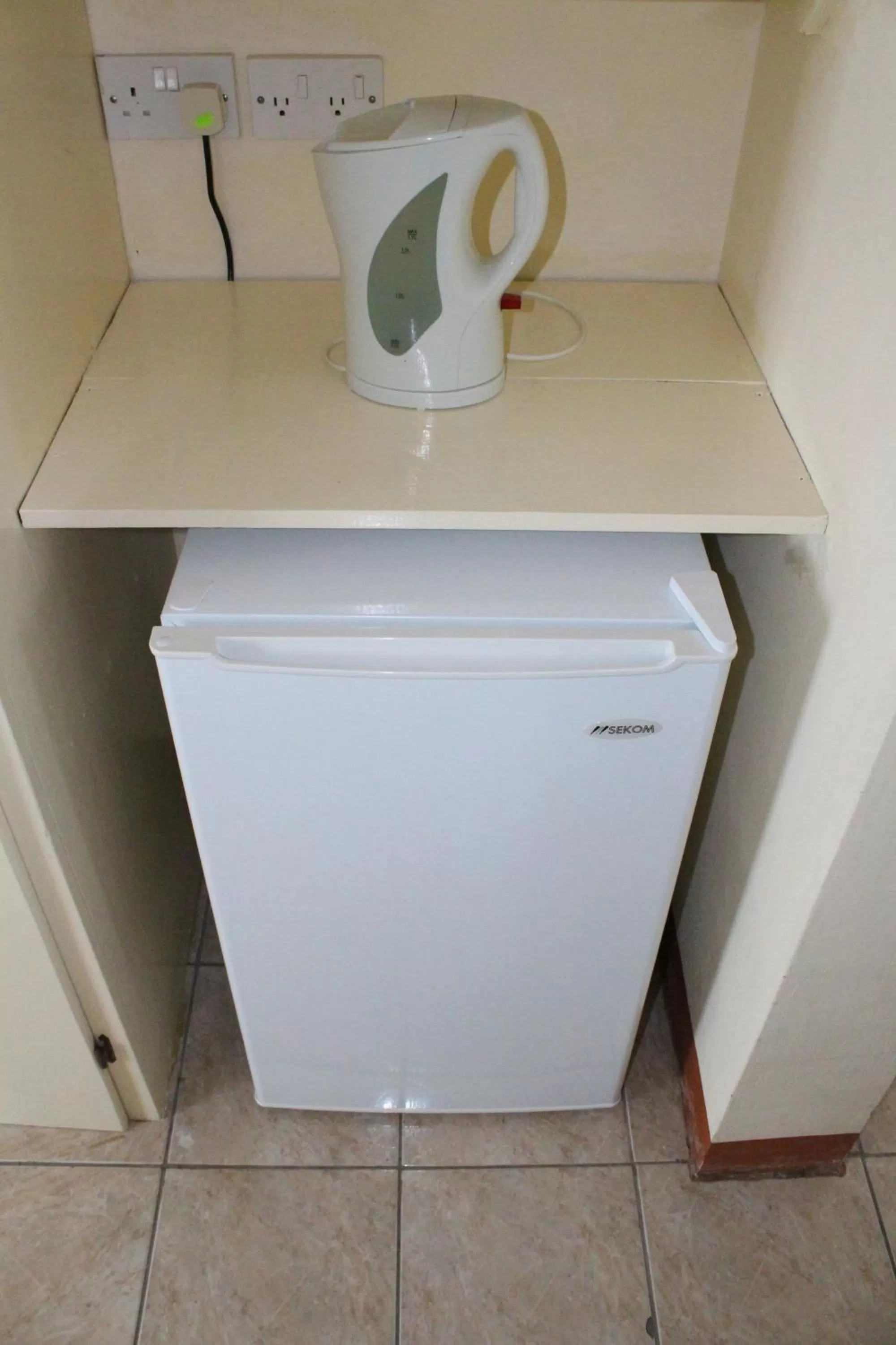 Coffee/tea facilities in The Relax Inn