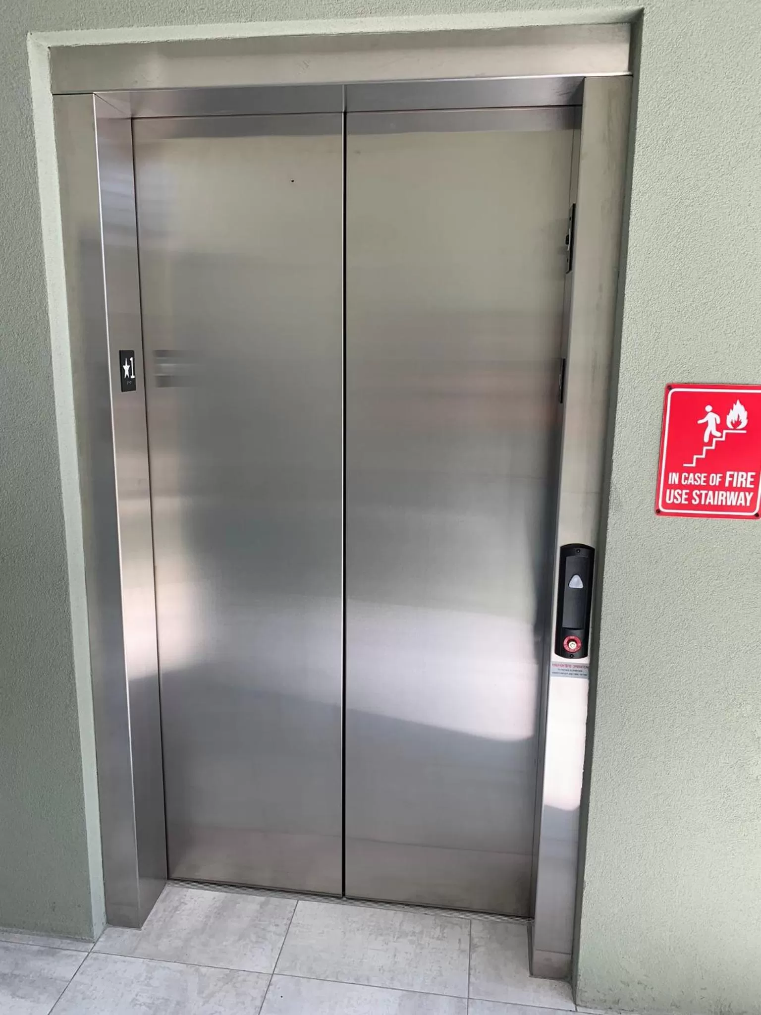 Bathroom in Scottish Inns and Suites Scarsdale