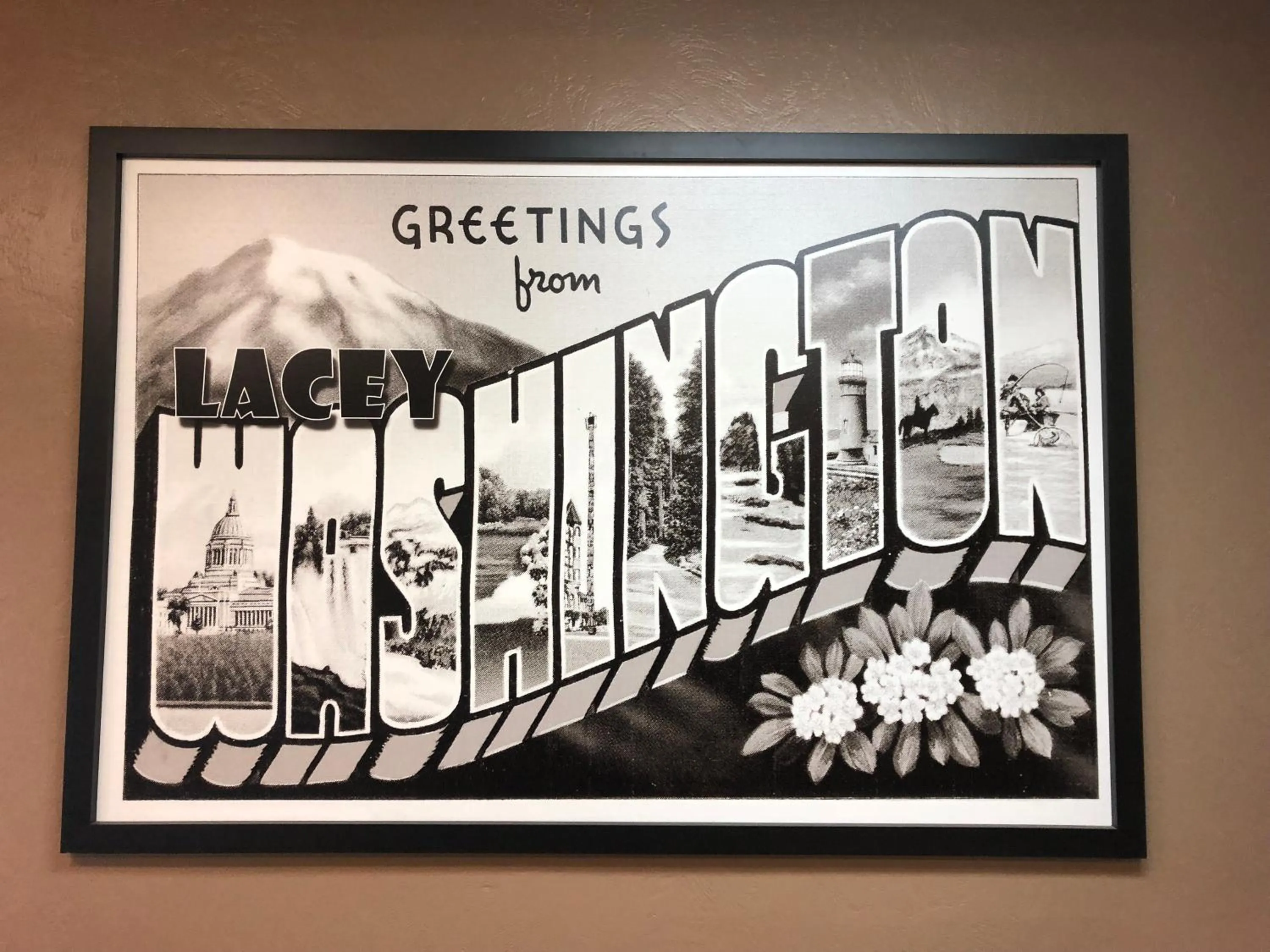 Lobby or reception in Super 8 by Wyndham Lacey Olympia Area