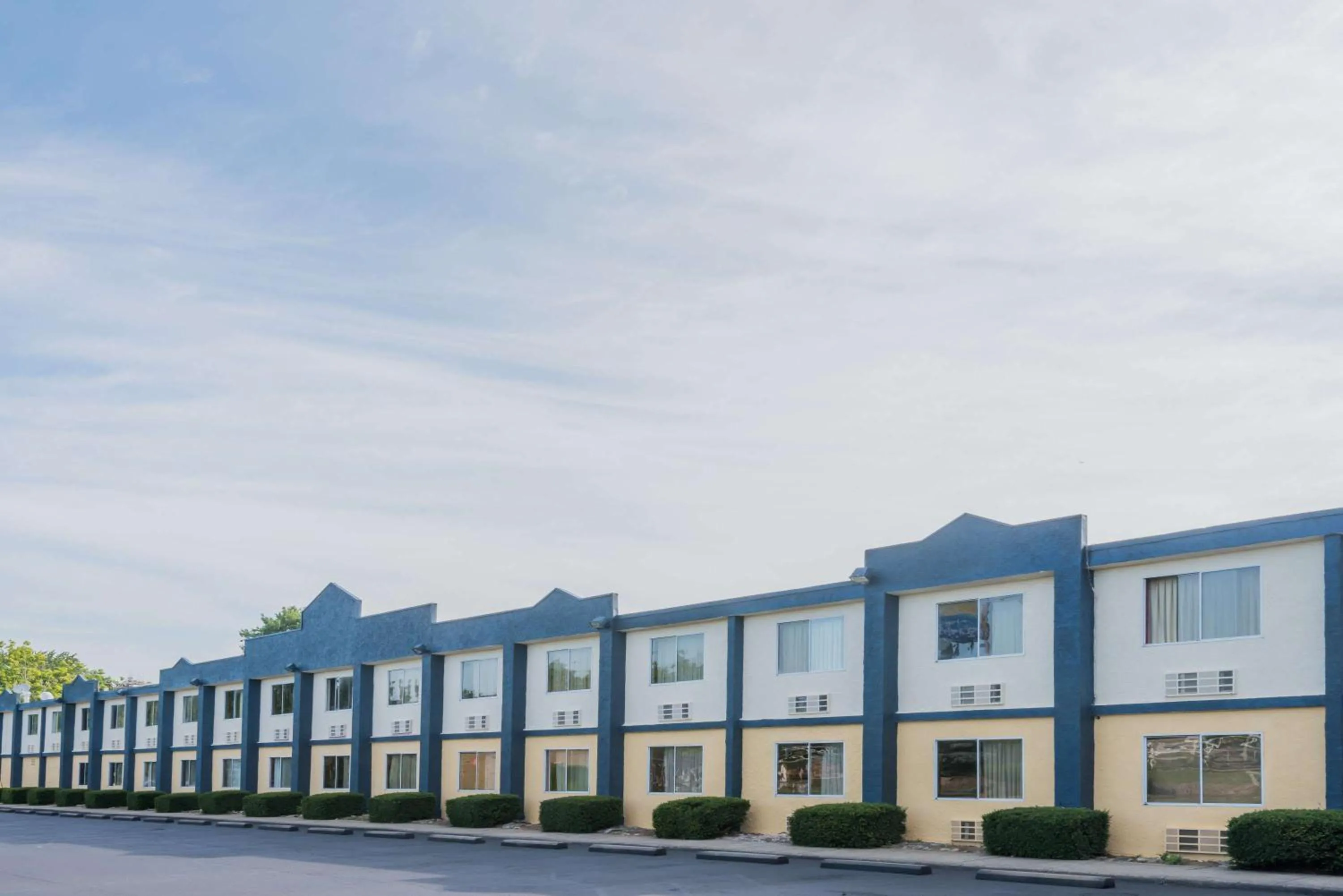 Property building in Columbus Grand Hotel & Banquet Center