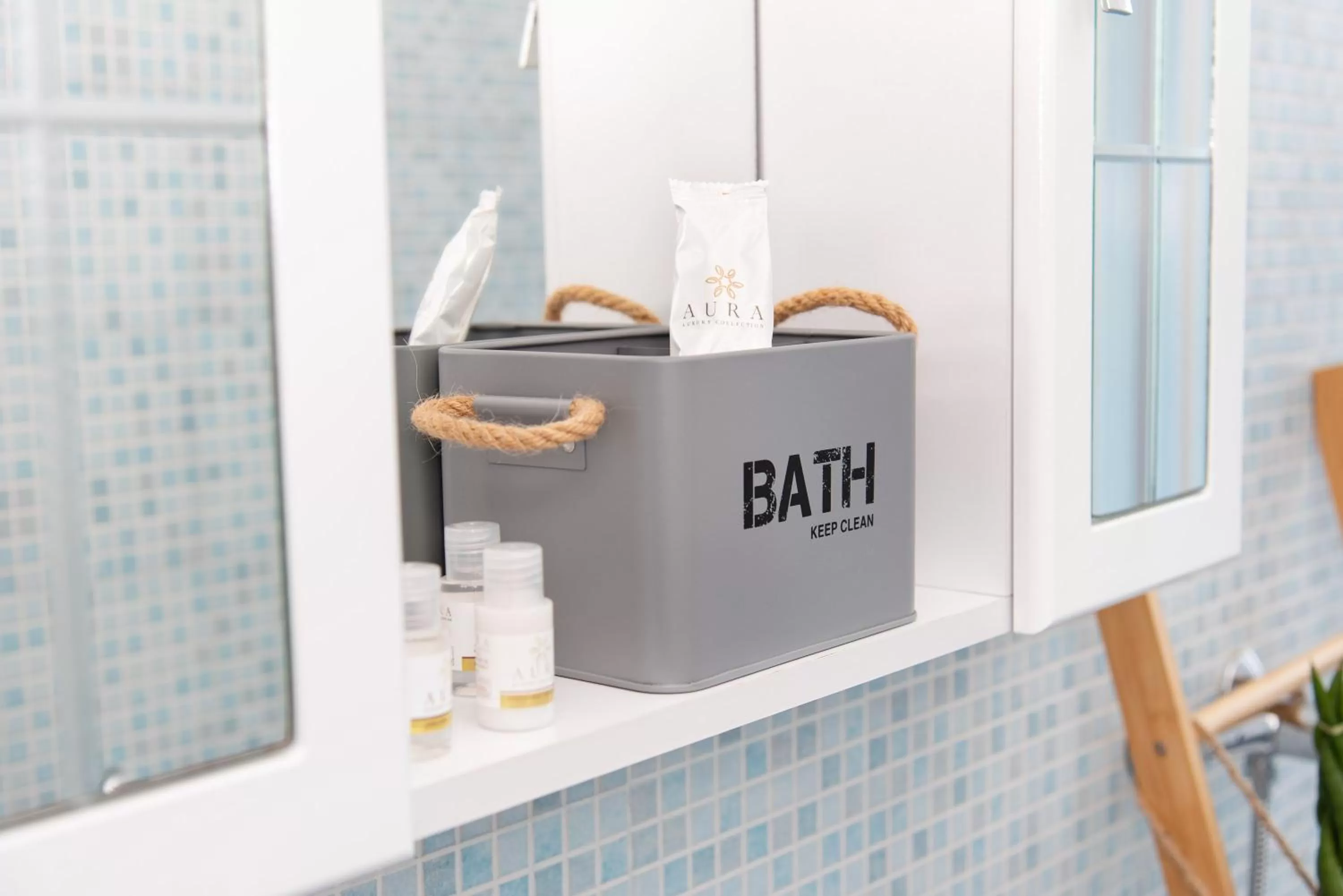 Bathroom in Stanza Tasso - De Vivo Realty Sorrento