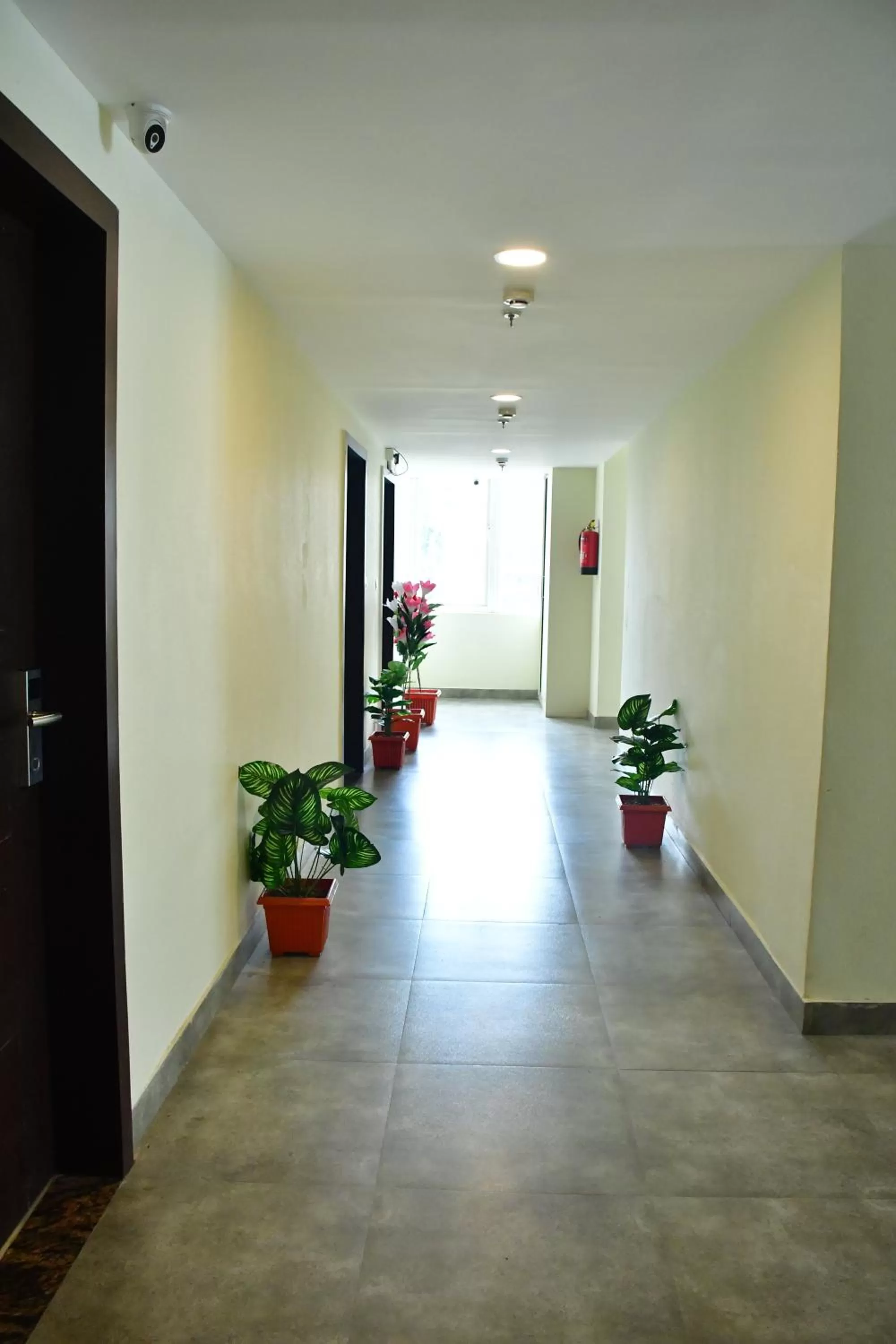 Facade/entrance in Hotel Yatharth Inn