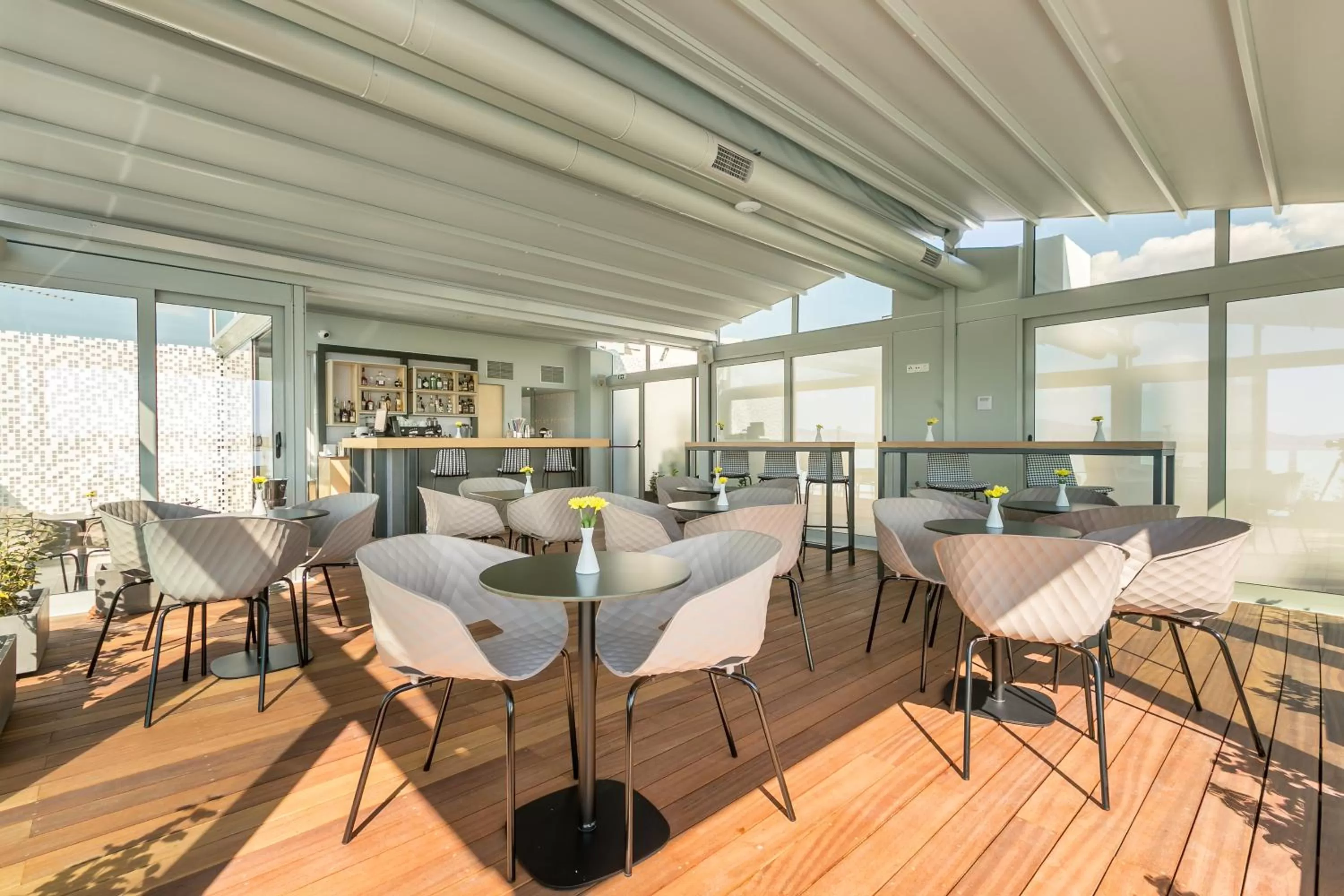 Restaurant/places to eat in Athens Cypria Hotel