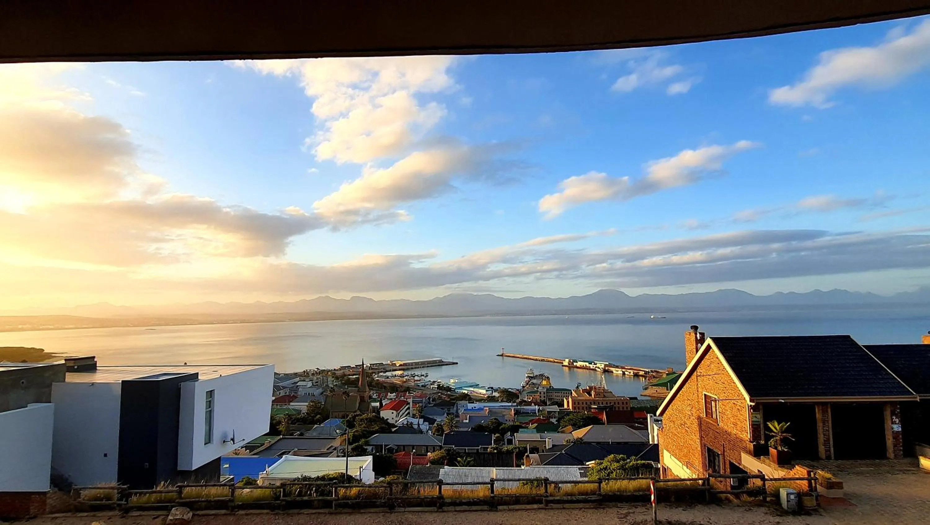 Sea view in Bar-t-nique Guest House