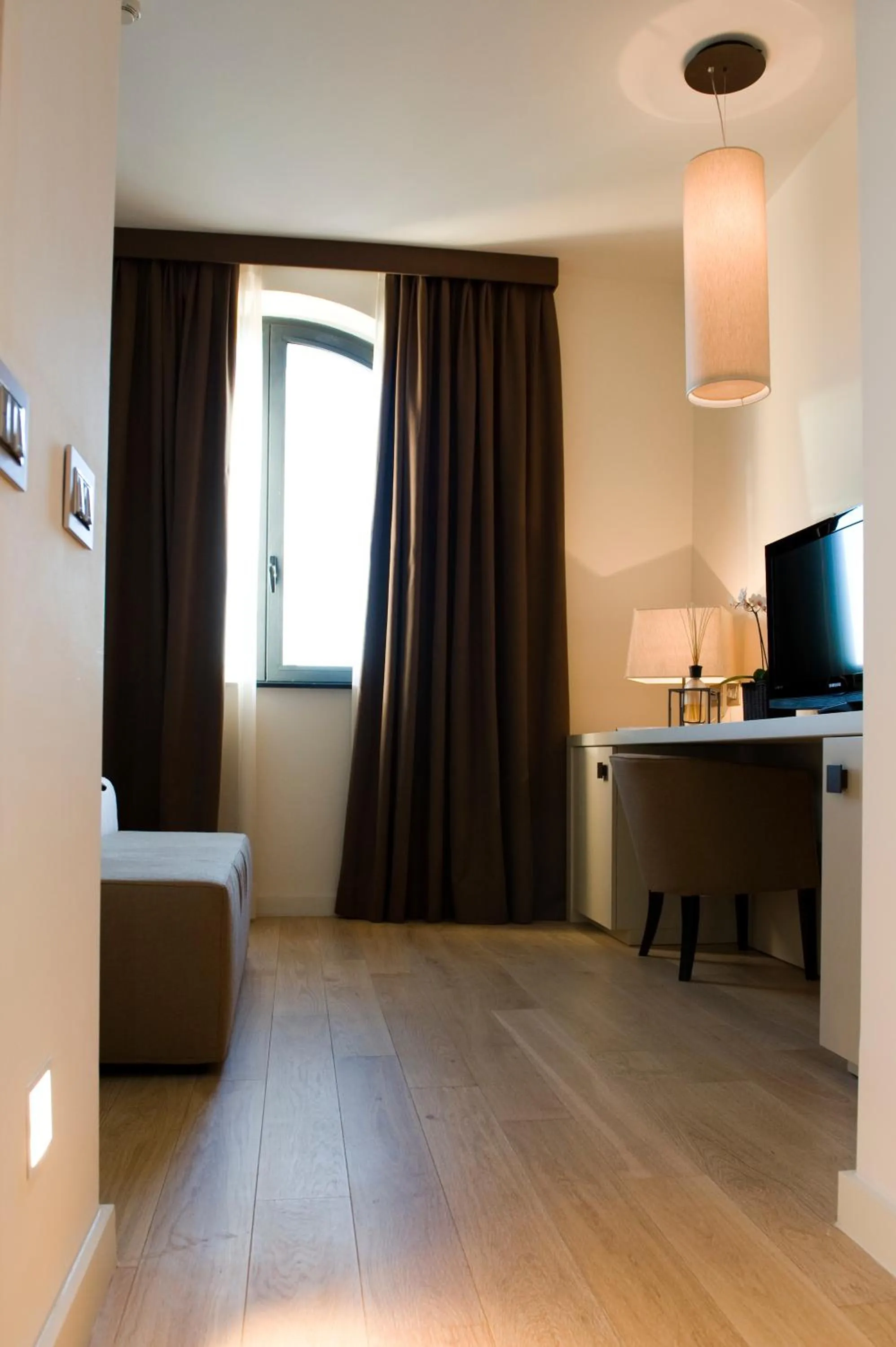 TV and multimedia in Marina Place Resort