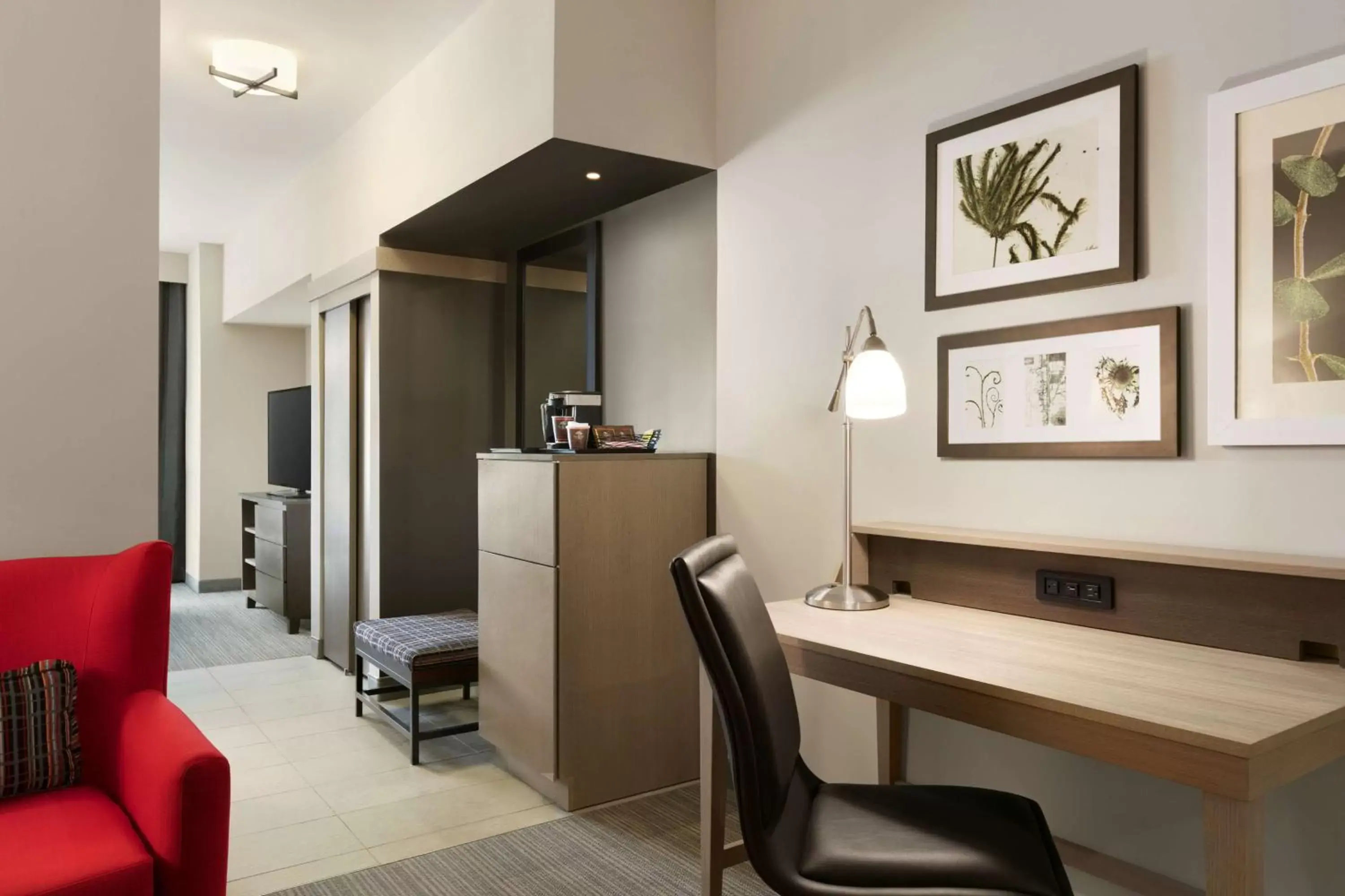 Studio Suite with King Bed - Disability Access/Non-Smoking in Country Inn & Suites by Radisson, Charlottesville-UVA, VA Studio Suite with King Bed - Disability Access/Non-Smoking in Country Inn & Suites by Radisson, Charlottesville-UVA, VA