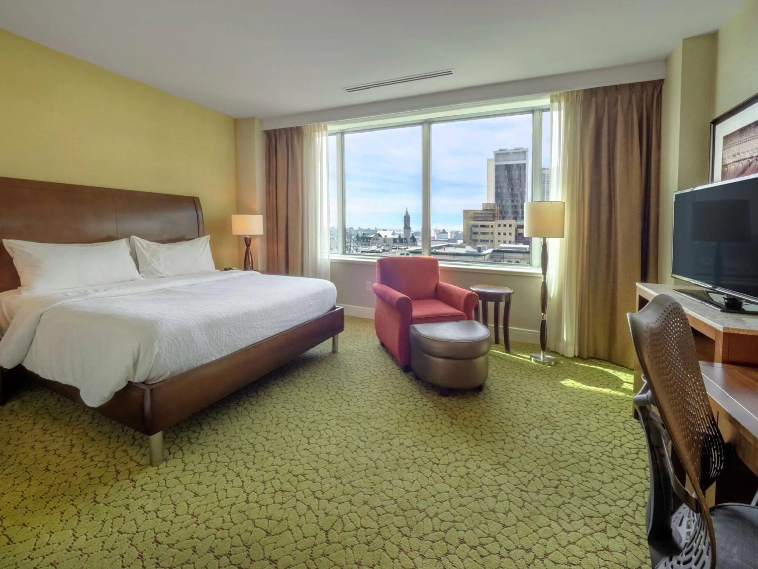 Bed in The Hilton Garden Inn Buffalo-Downtown