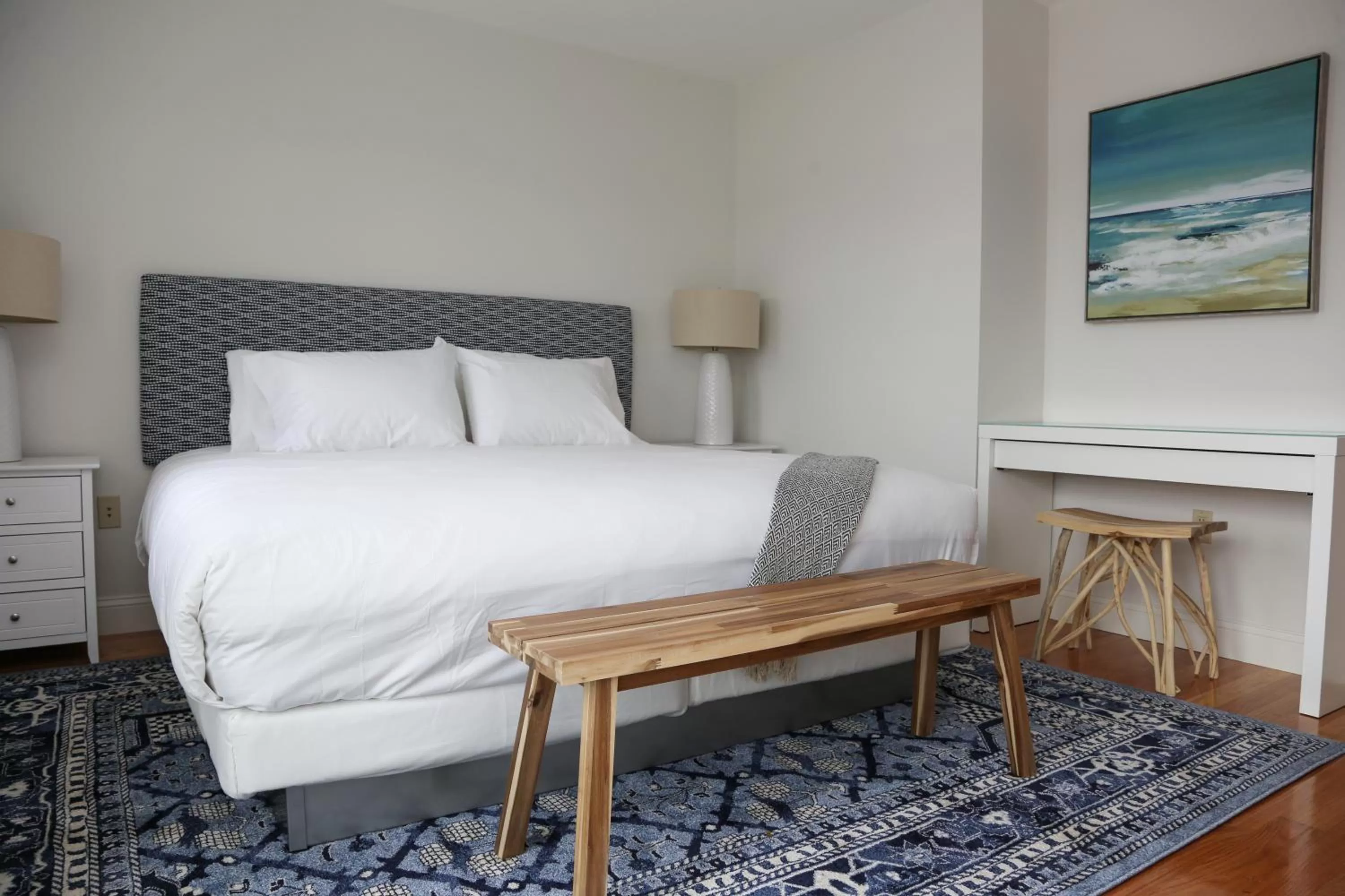 Bed in The Sea Breeze Inn